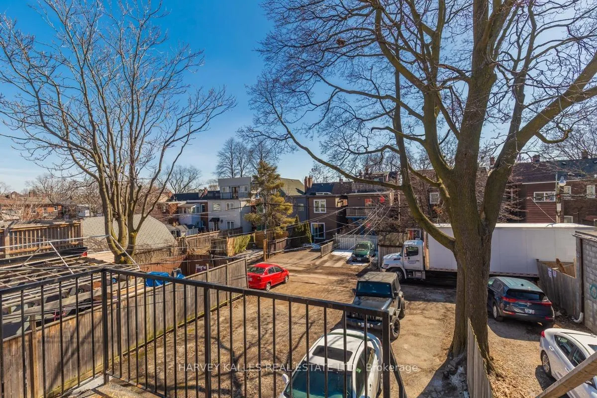Photo 40 of Unit Upper, 657 St Clair Avenue W, Toronto, Humewood-Cedarvale — HOMEH