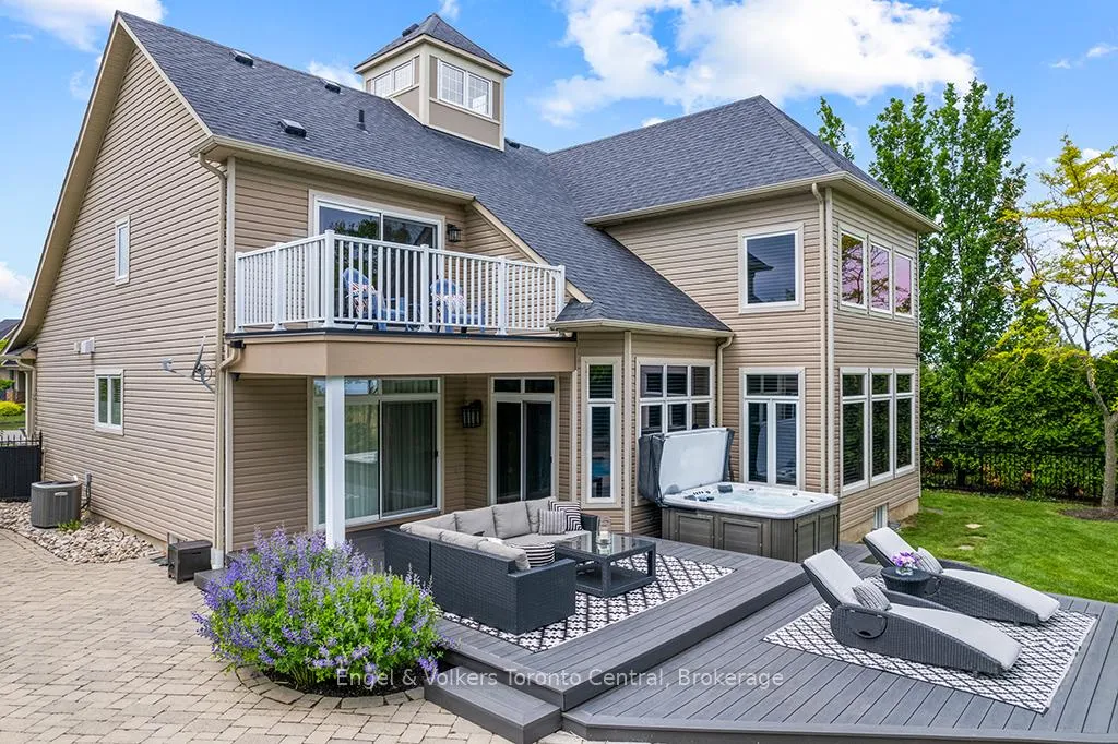 Photo 15 of 42 Silver Crescent, Collingwood — HOMEH