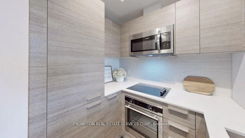 Photo 9 of Unit 806, 3 Gloucester Street, Toronto, Church-Yonge Corridor — HOMEH