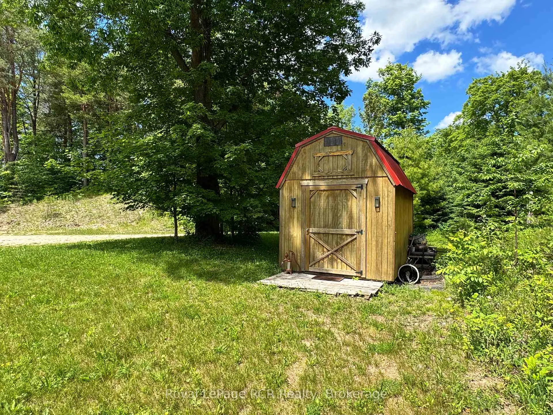 Photo 36 of 614406 Hamilton Lane, West Grey — HOMEH