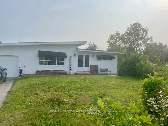 Photo 2 of 220 Main Street, Wasaga Beach — HOMEH