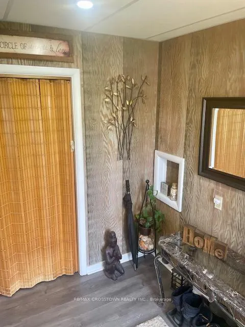 Photo 4 of 220 Main Street, Wasaga Beach — HOMEH