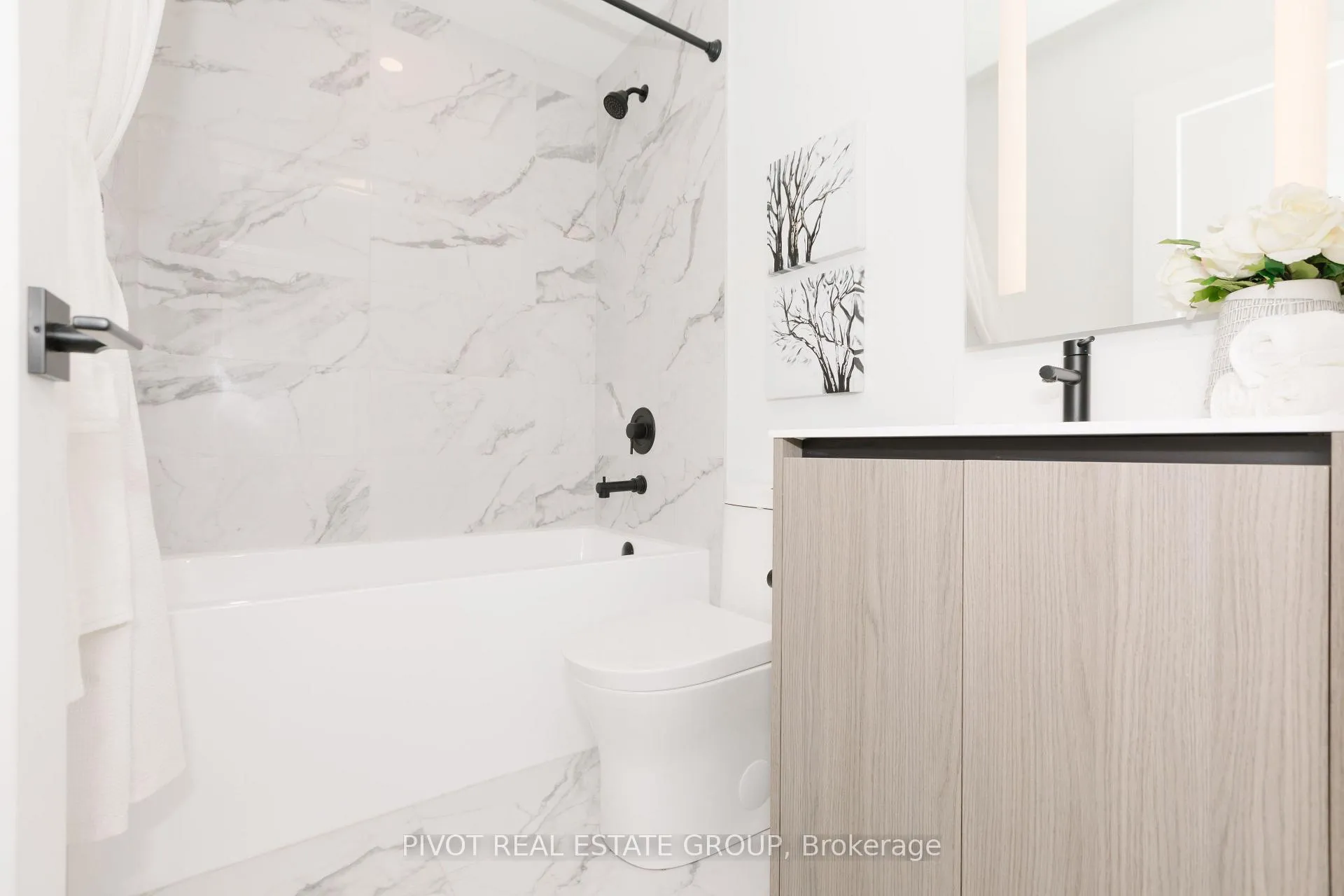 Photo 15 of Unit 64, 35 Lou Parsons Way, Mississauga, Port Credit — HOMEH