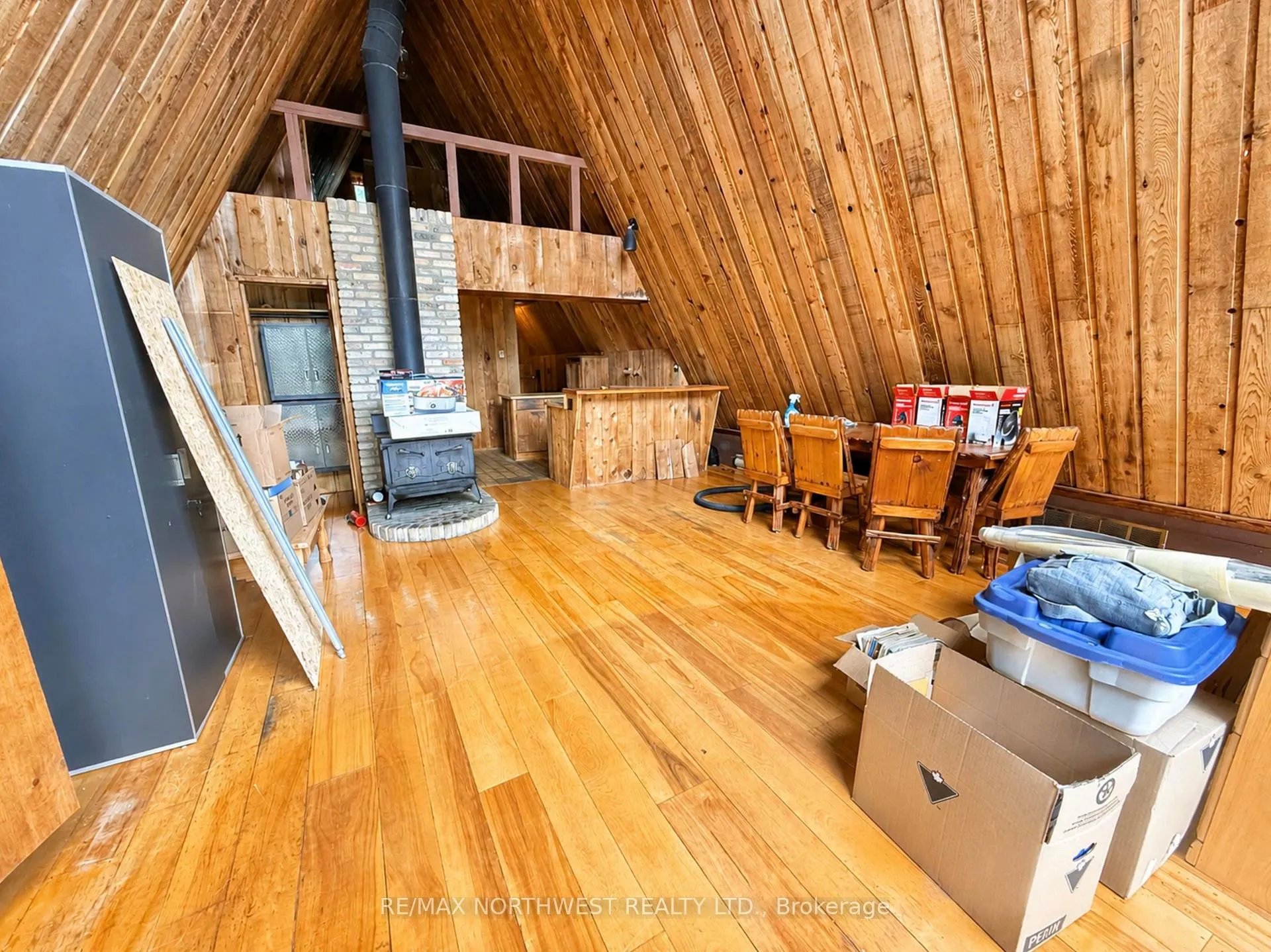 Photo 6 of 242 Longbow Lake Road, Kenora Remote Area, East Of Kenora — HOMEH