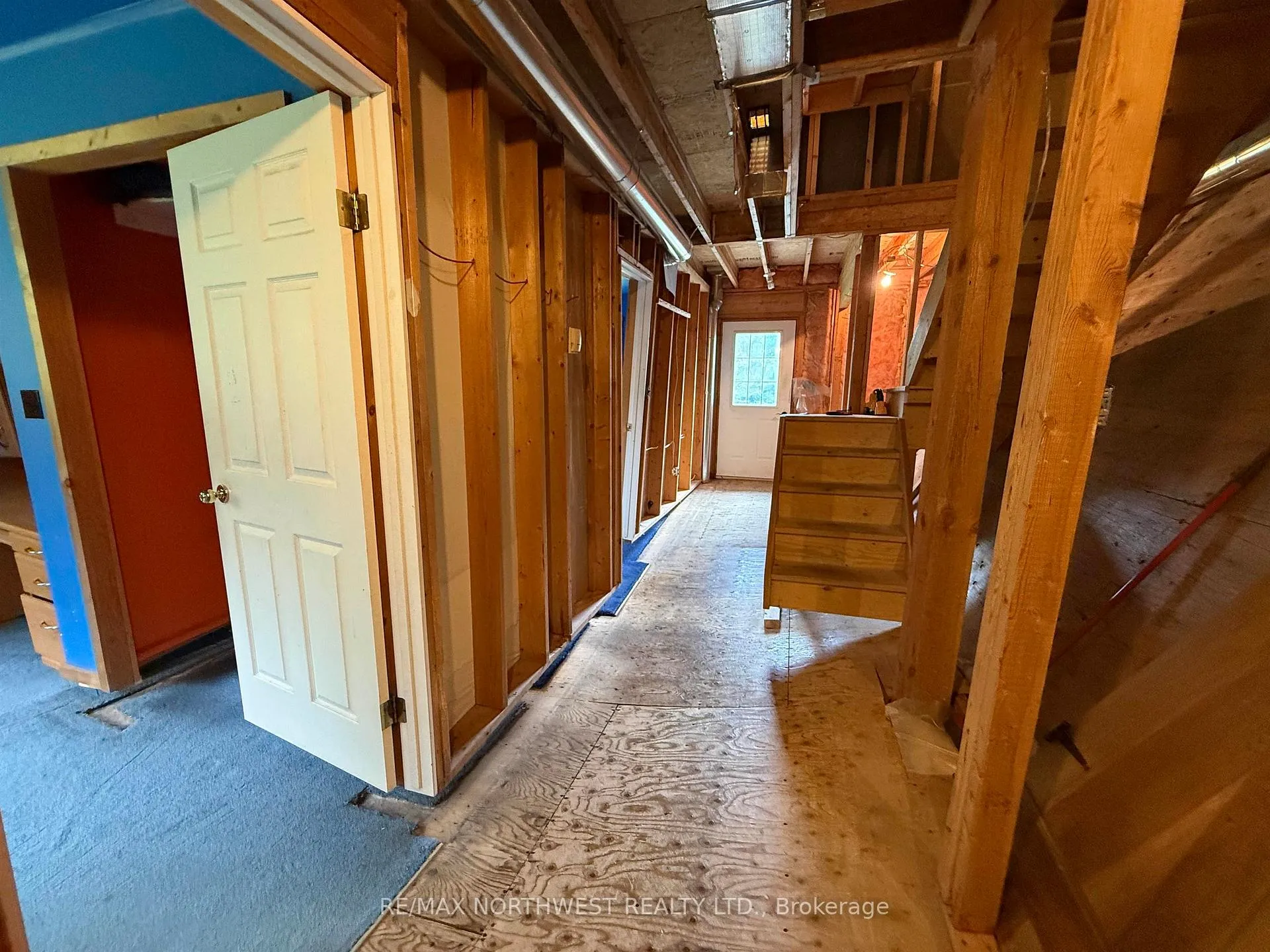 Photo 18 of 242 Longbow Lake Road, Kenora Remote Area, East Of Kenora — HOMEH
