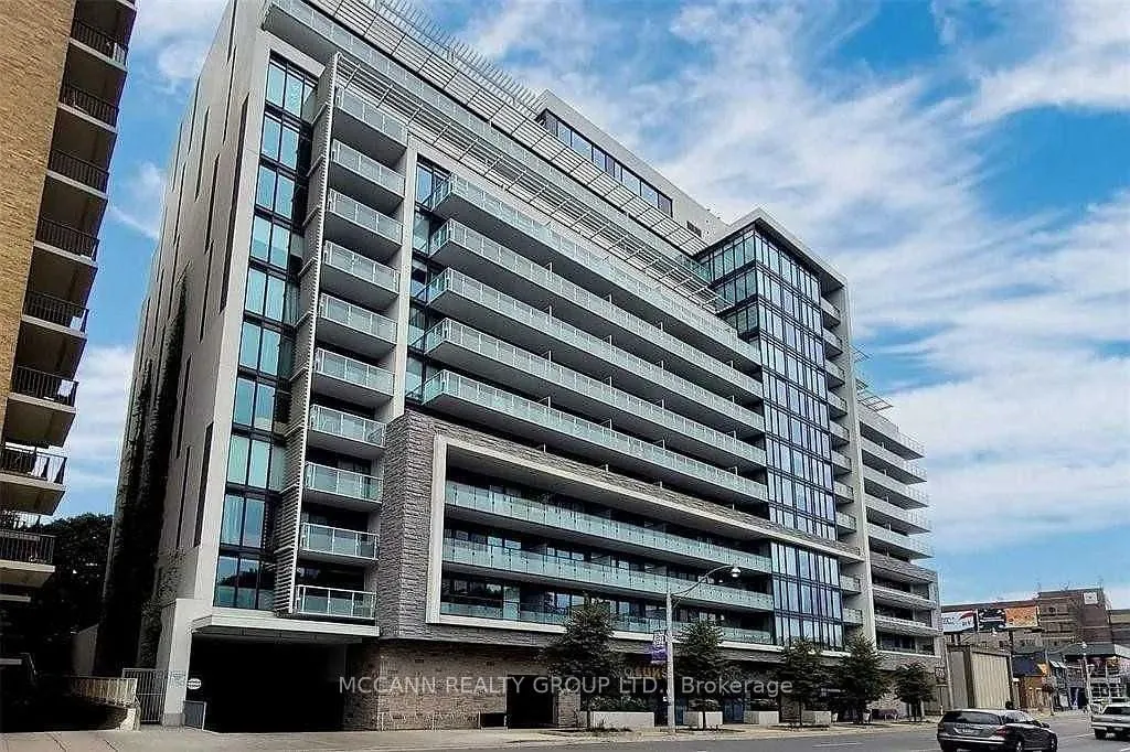 Photo 1 of Unit UPH8, 3018 Yonge Street, Toronto, Lawrence Park South — HOMEH