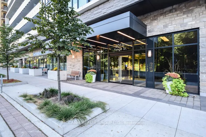 Photo 2 of Unit UPH8, 3018 Yonge Street, Toronto, Lawrence Park South — HOMEH