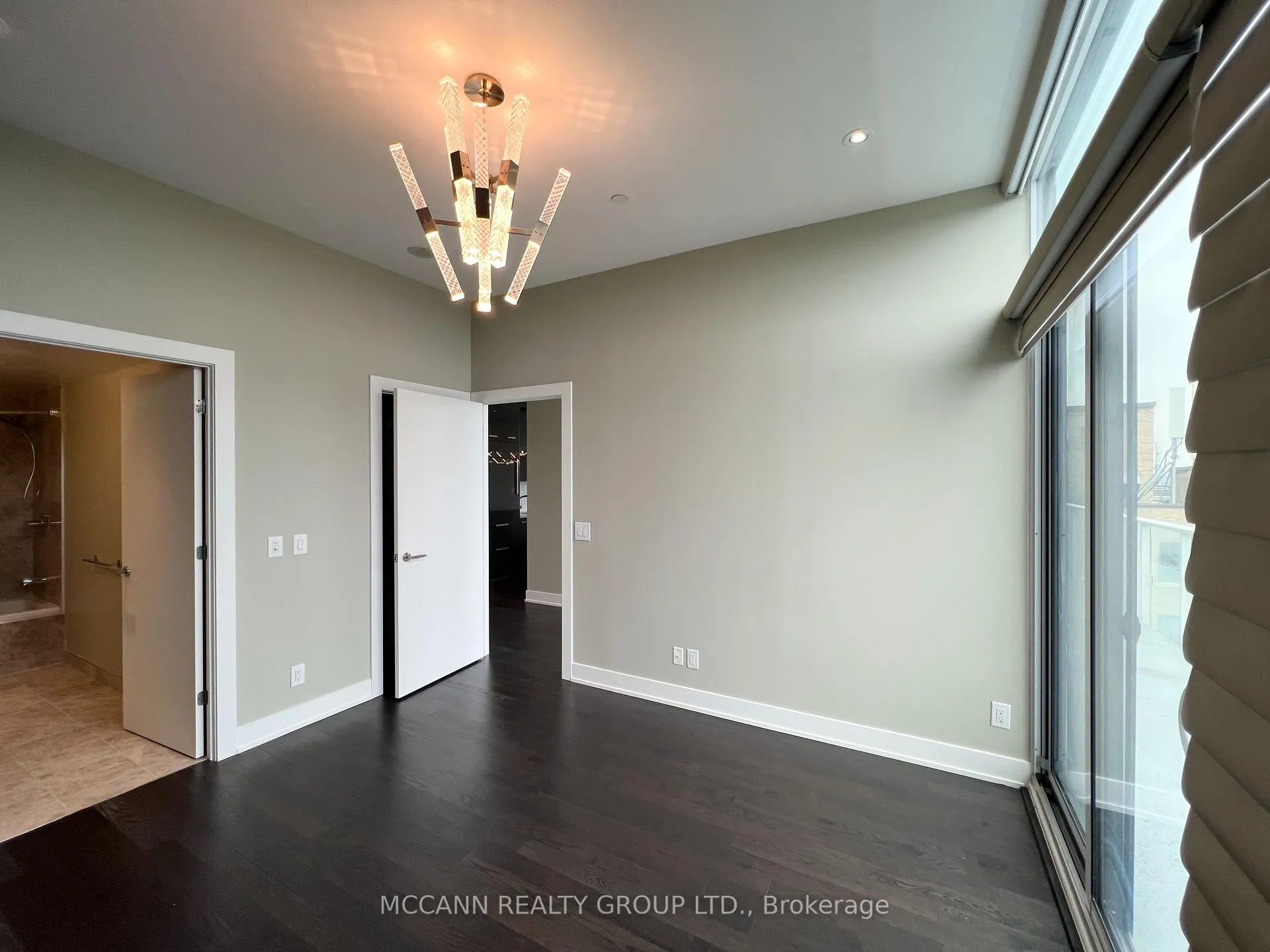 Photo 13 of Unit UPH8, 3018 Yonge Street, Toronto, Lawrence Park South — HOMEH