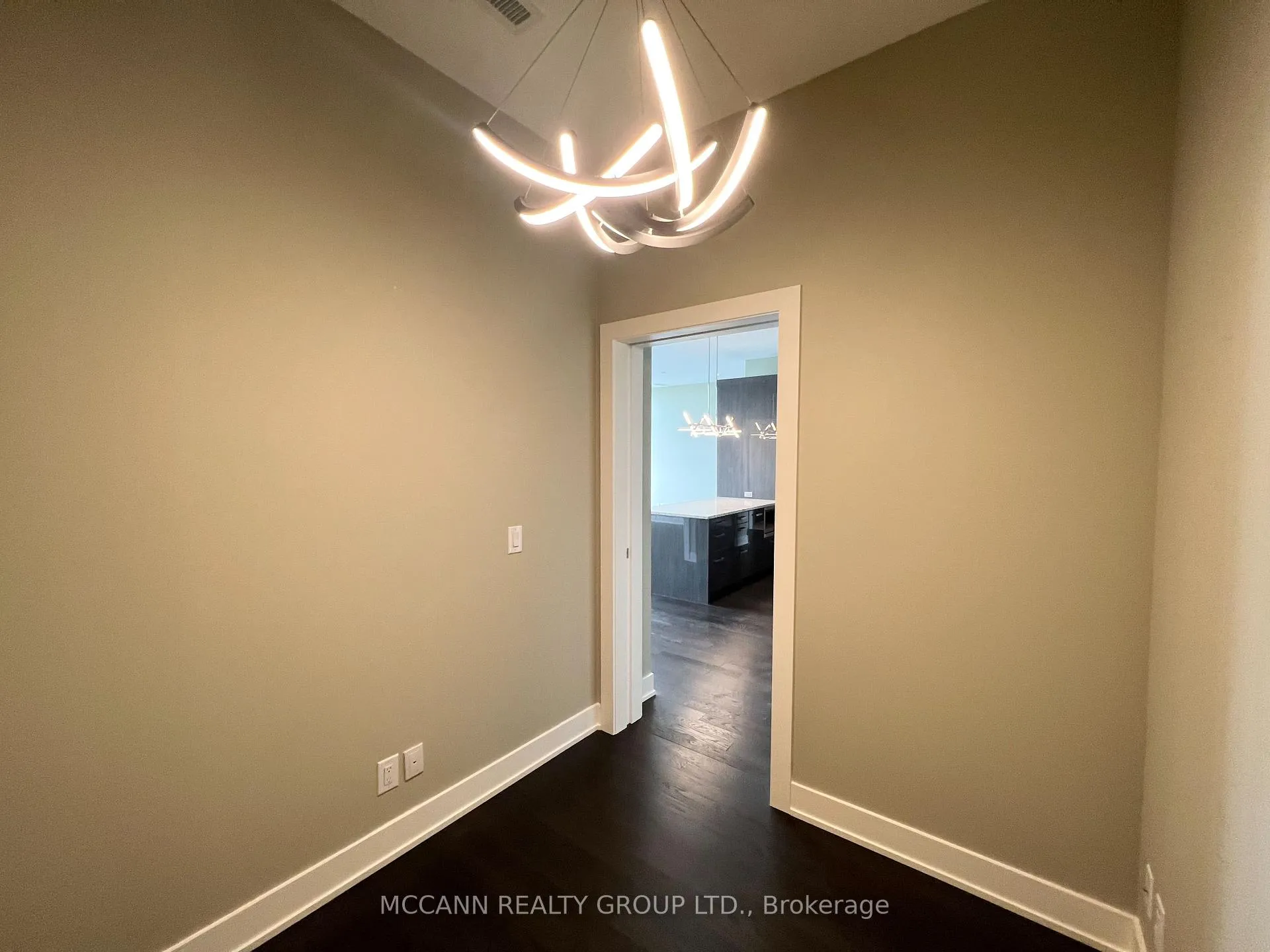 Photo 17 of Unit UPH8, 3018 Yonge Street, Toronto, Lawrence Park South — HOMEH