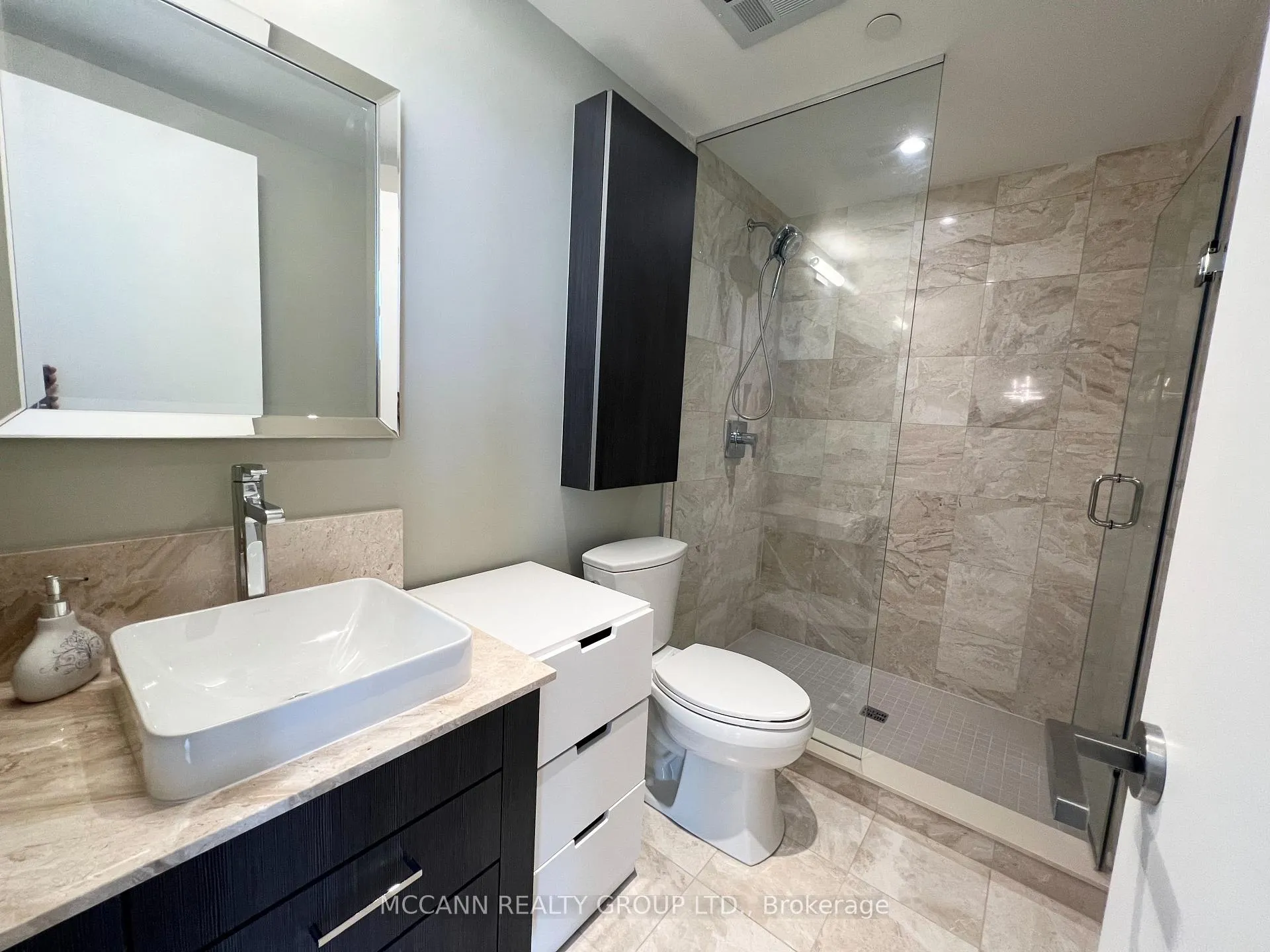 Photo 19 of Unit UPH8, 3018 Yonge Street, Toronto, Lawrence Park South — HOMEH