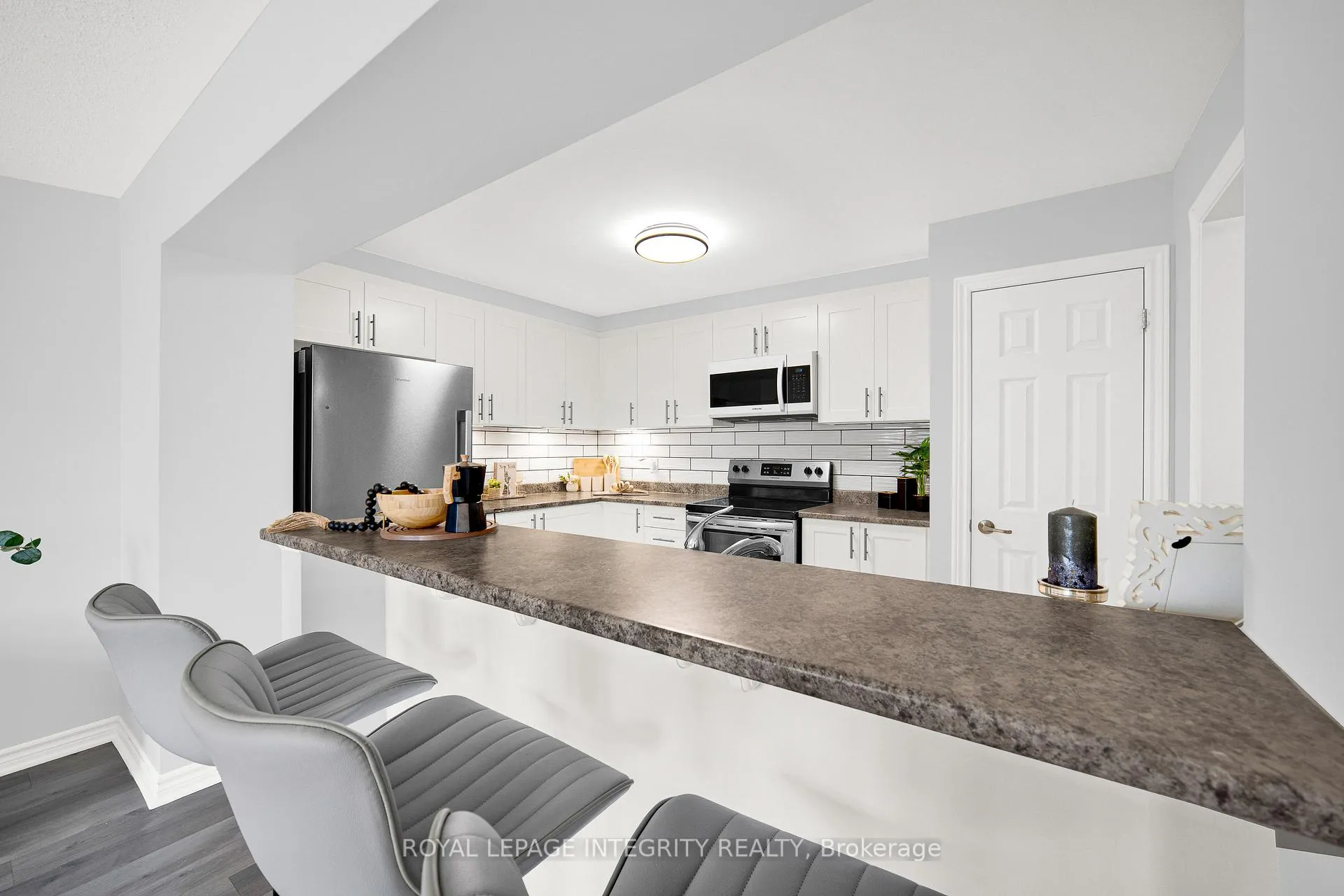 Photo 10 of 311 Pumpkinseed Crescent, Ottawa, Barrhaven - Half Moon Bay — HOMEH