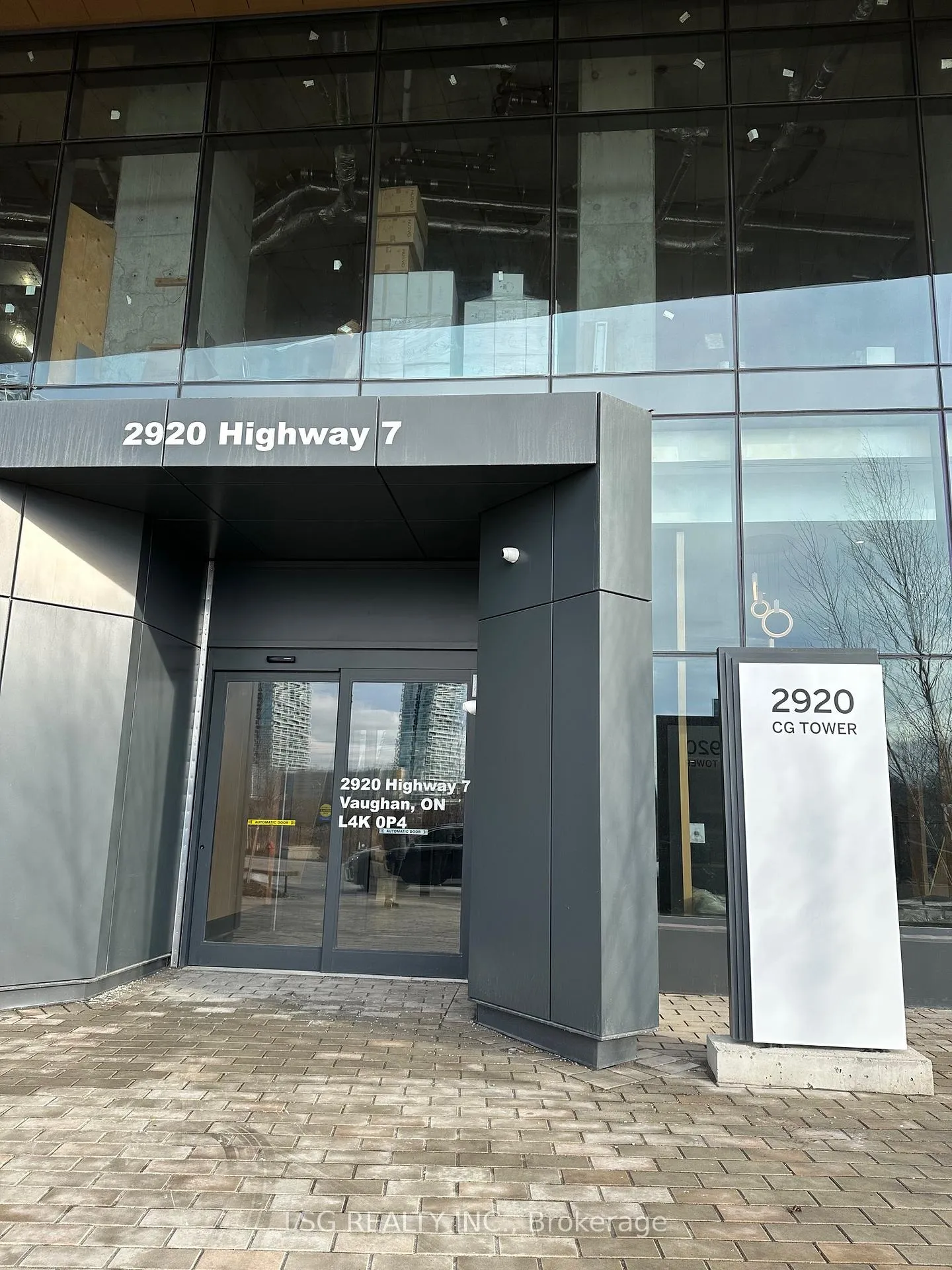 Photo 4 of Unit 2407, 2920 Highway 7 Road W, Vaughan, Concord — HOMEH
