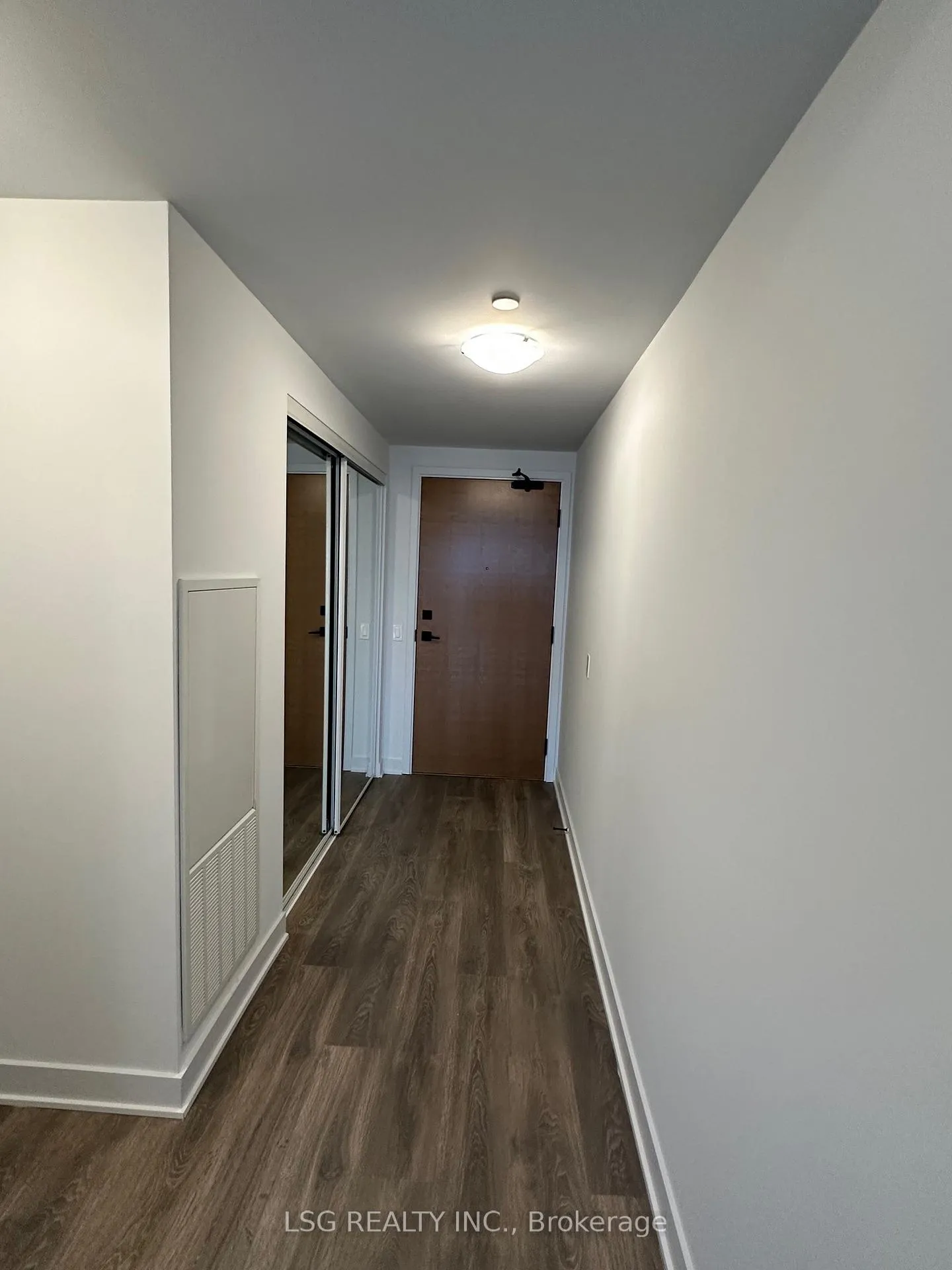Photo 9 of Unit 2407, 2920 Highway 7 Road W, Vaughan, Concord — HOMEH