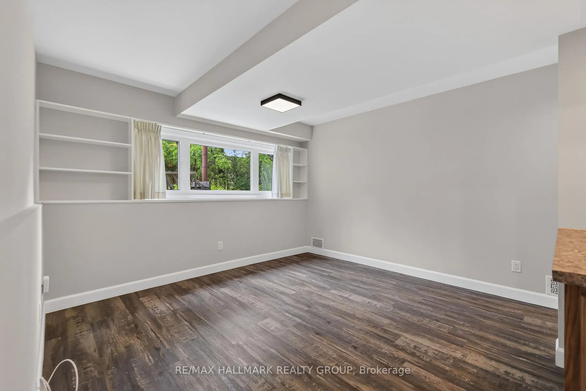 Photo 9 of Unit Unit B, 189 Banning Road, Ottawa, Kanata - Glencairn/Hazeldean — HOMEH