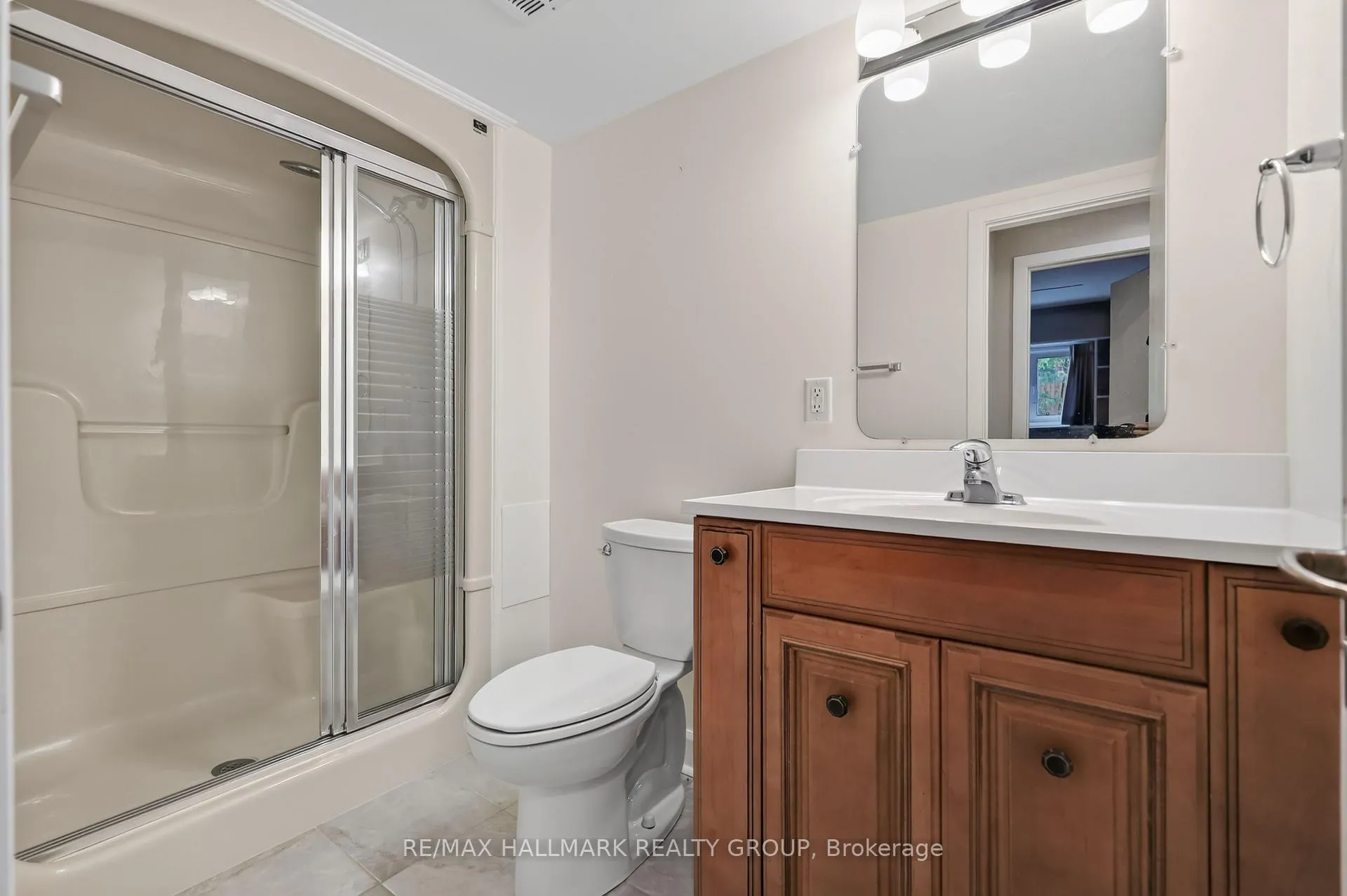Photo 10 of Unit Unit B, 189 Banning Road, Ottawa, Kanata - Glencairn/Hazeldean — HOMEH