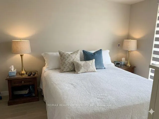 Photo 7 of Unit 111, 210 Sabina Drive, Oakville, Rural Oakville — HOMEH
