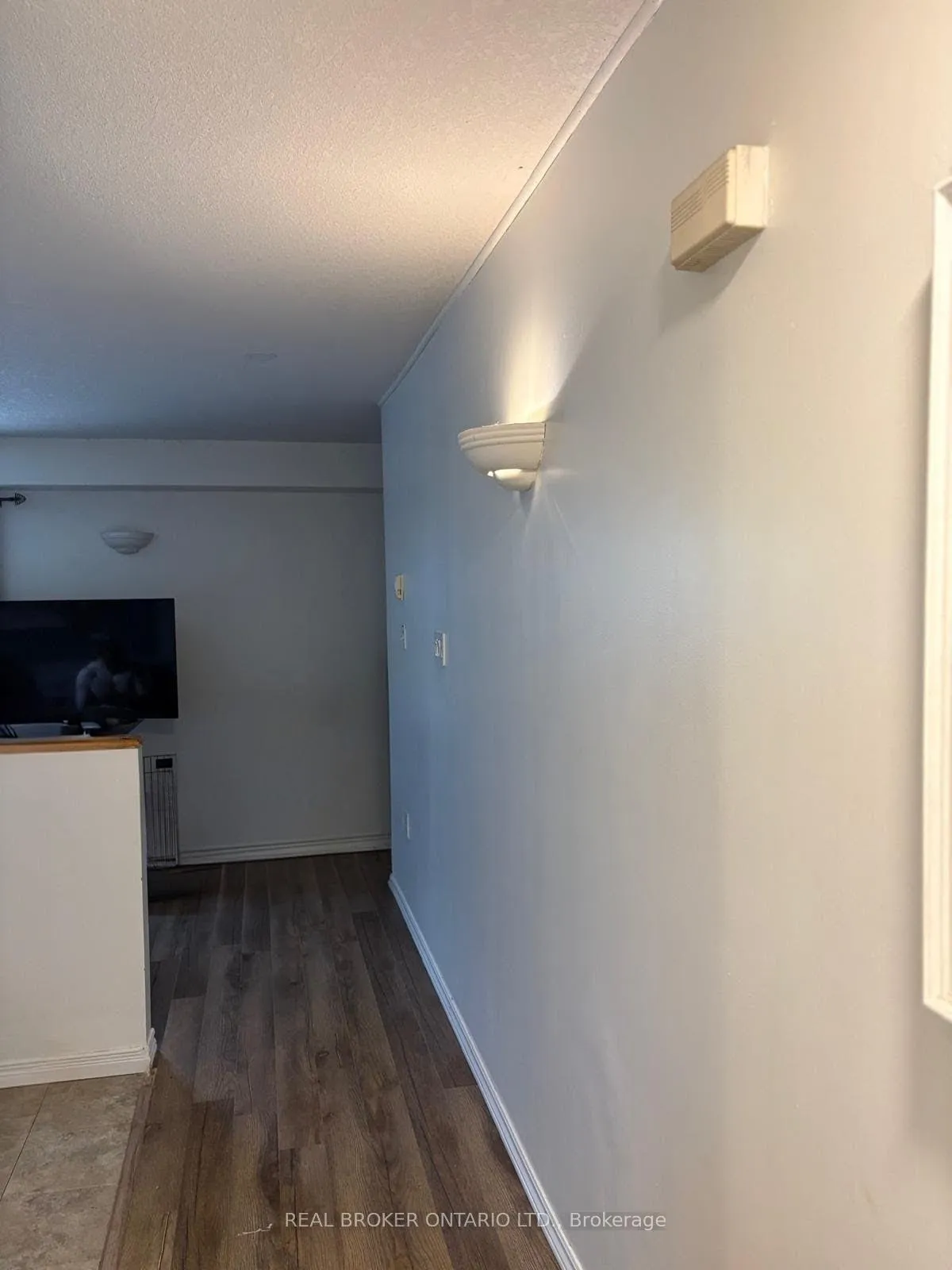Photo 5 of Unit 3, 52 Wellington Street, Cambridge, City Core/Wellington — HOMEH
