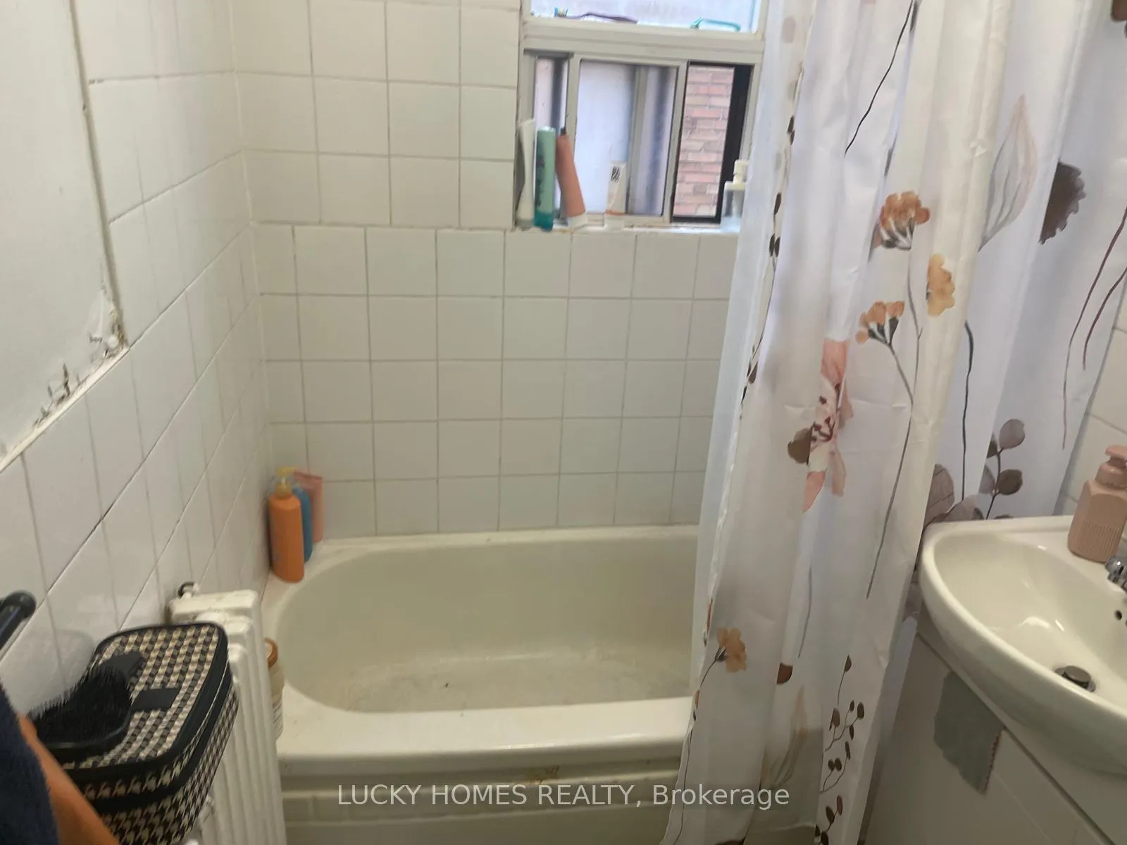Photo 7 of 1143 O'Connor Drive E, Toronto, O'Connor-Parkview — HOMEH