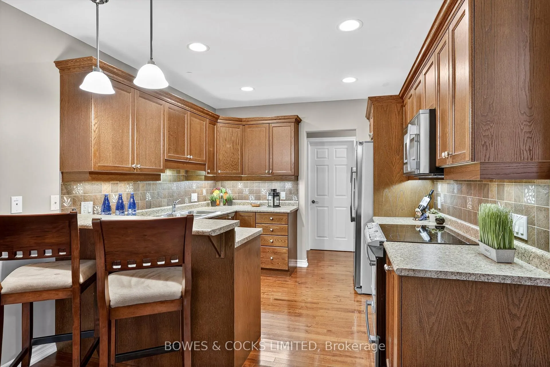 Photo 13 of Unit 63, 135 Village Crescent, Peterborough, Otonabee Ward 1 — HOMEH