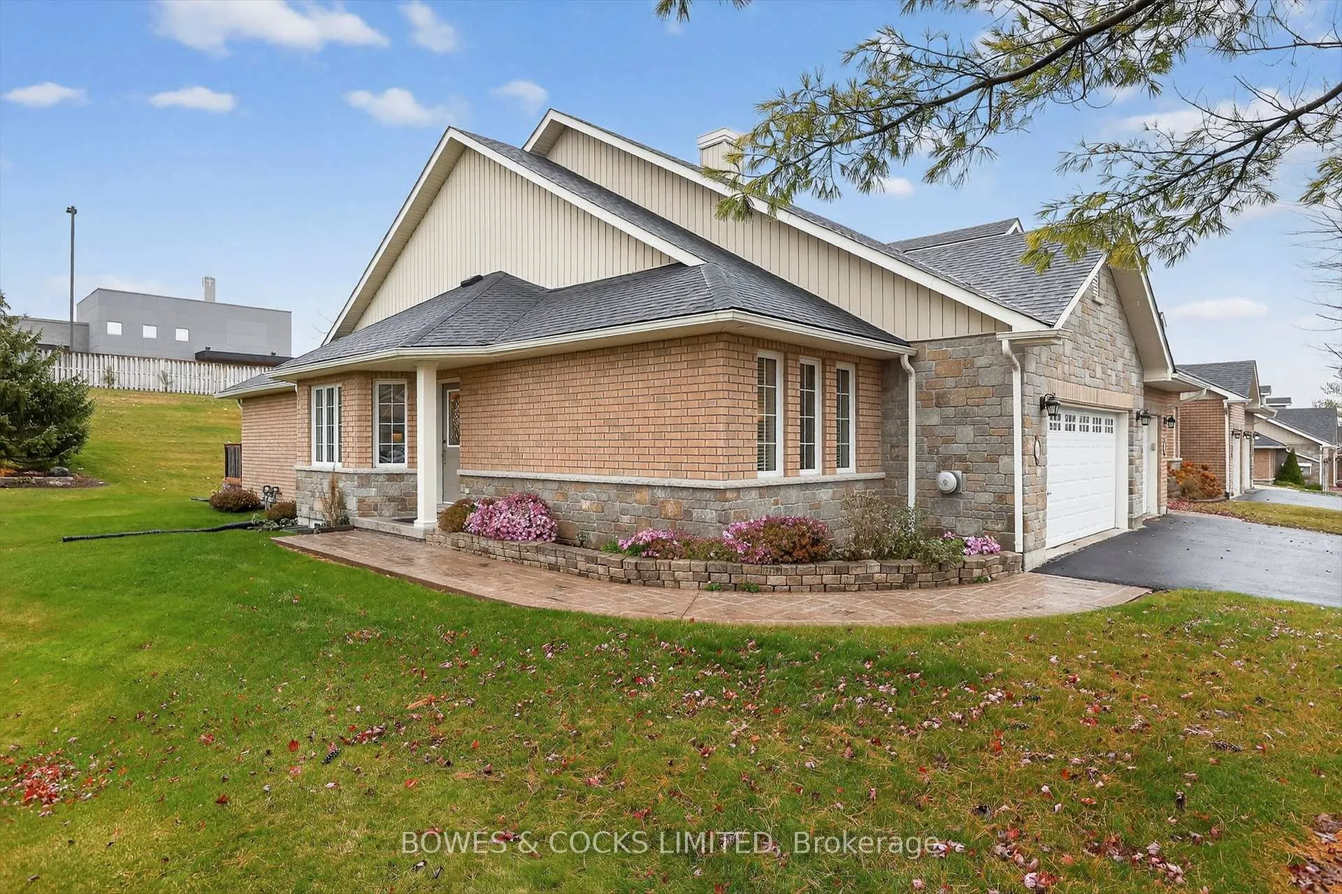 Photo 37 of Unit 63, 135 Village Crescent, Peterborough, Otonabee Ward 1 — HOMEH