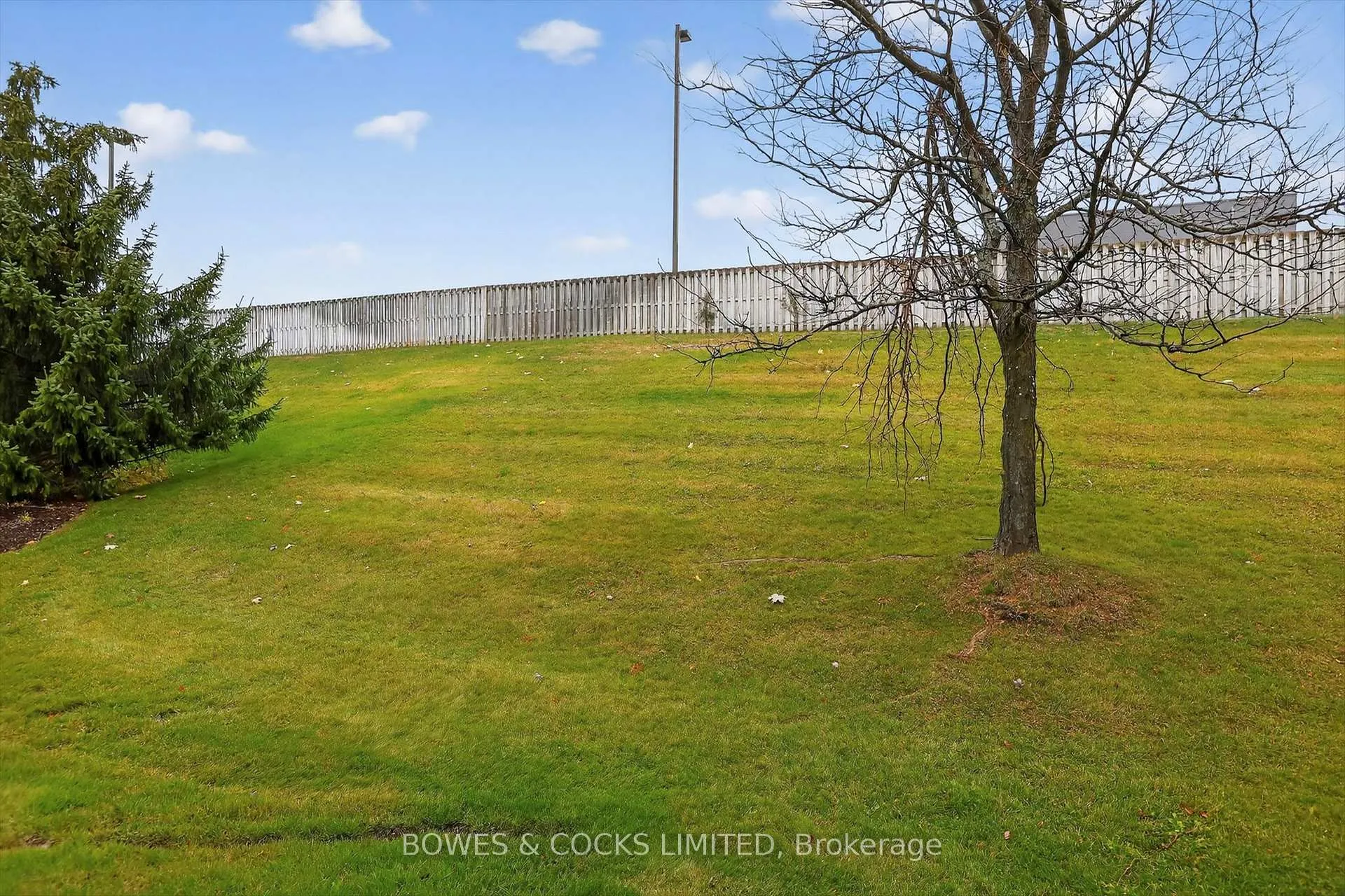 Photo 44 of Unit 63, 135 Village Crescent, Peterborough, Otonabee Ward 1 — HOMEH