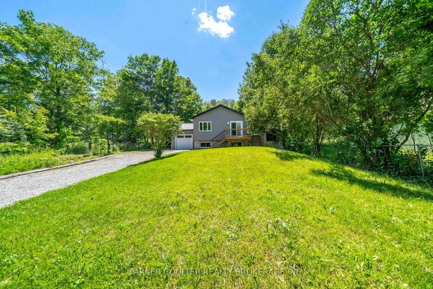 Photo 2 of 82 McArthur Drive, Penetanguishene — HOMEH
