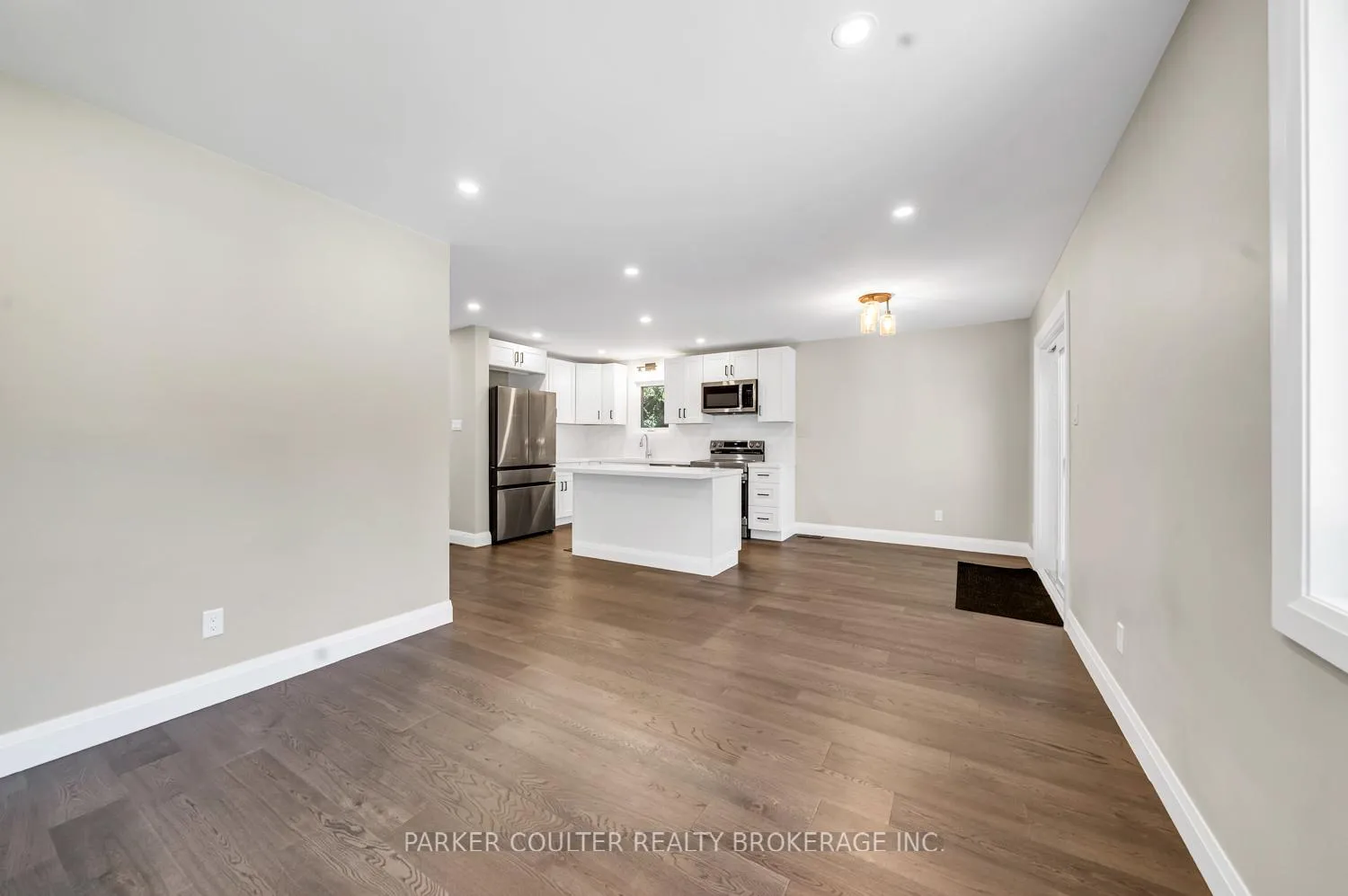 Photo 7 of 82 McArthur Drive, Penetanguishene — HOMEH