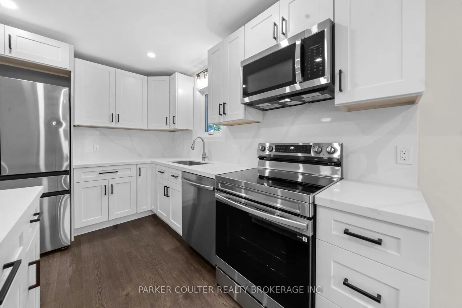 Photo 10 of 82 McArthur Drive, Penetanguishene — HOMEH