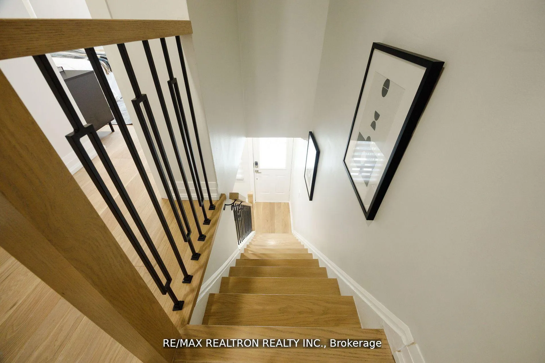 Photo 15 of 77 Hatherley Road, Toronto, Caledonia-Fairbank — HOMEH