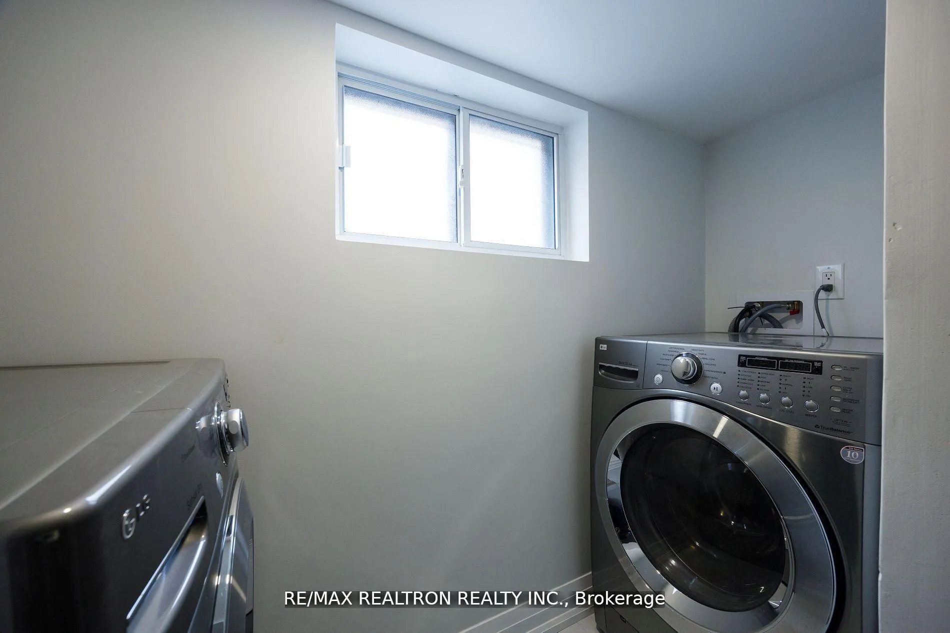 Photo 26 of 77 Hatherley Road, Toronto, Caledonia-Fairbank — HOMEH