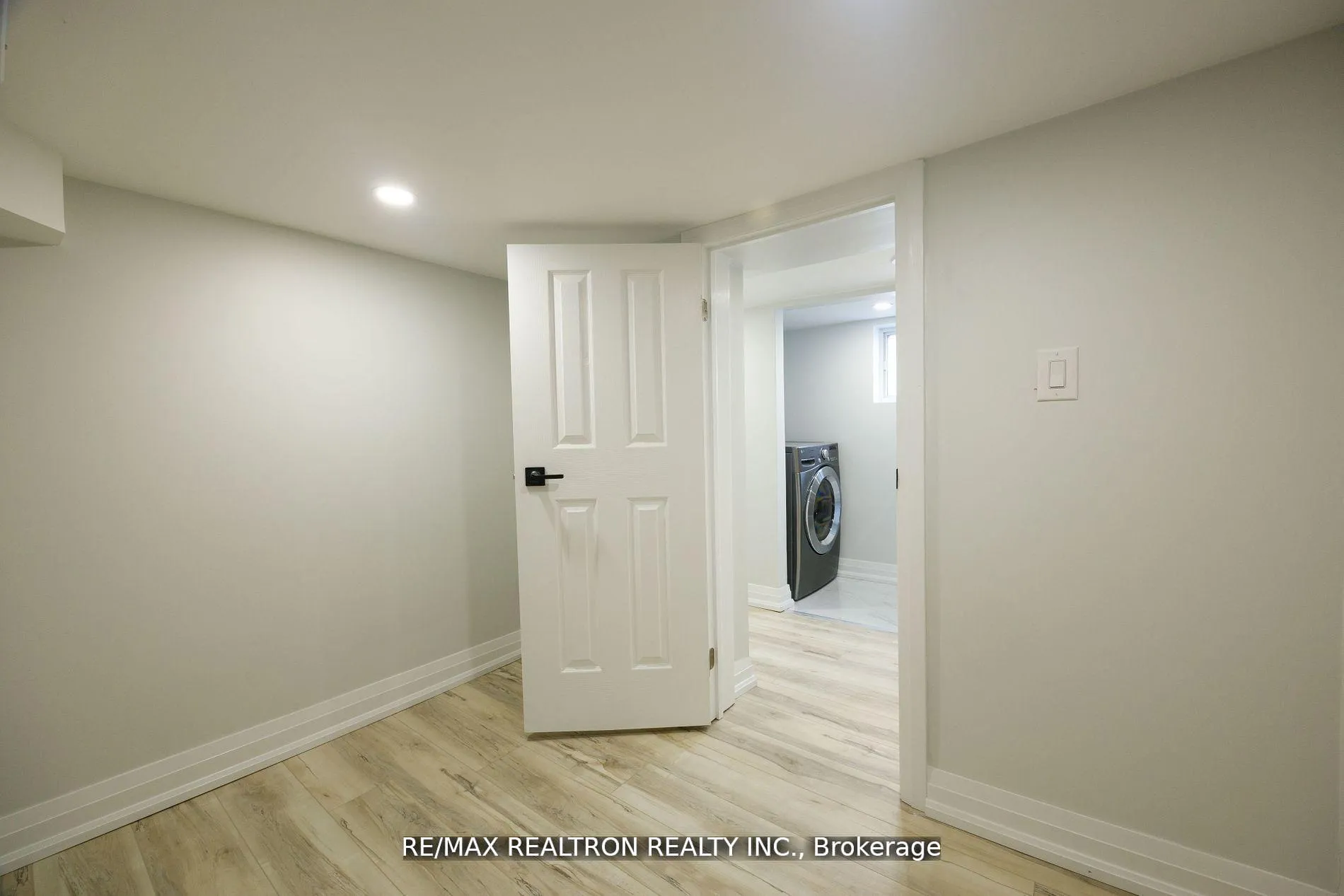 Photo 27 of 77 Hatherley Road, Toronto, Caledonia-Fairbank — HOMEH