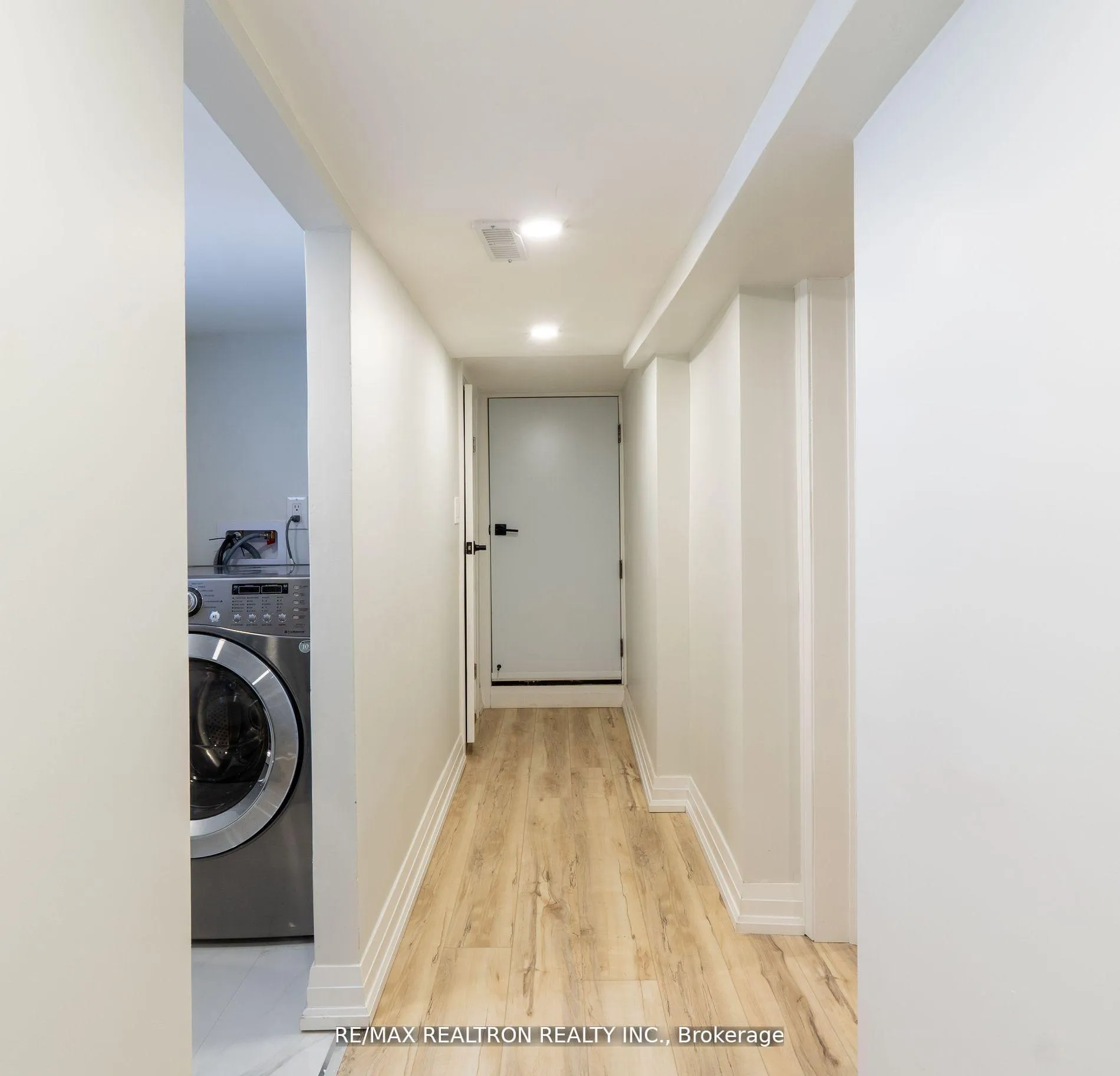 Photo 28 of 77 Hatherley Road, Toronto, Caledonia-Fairbank — HOMEH