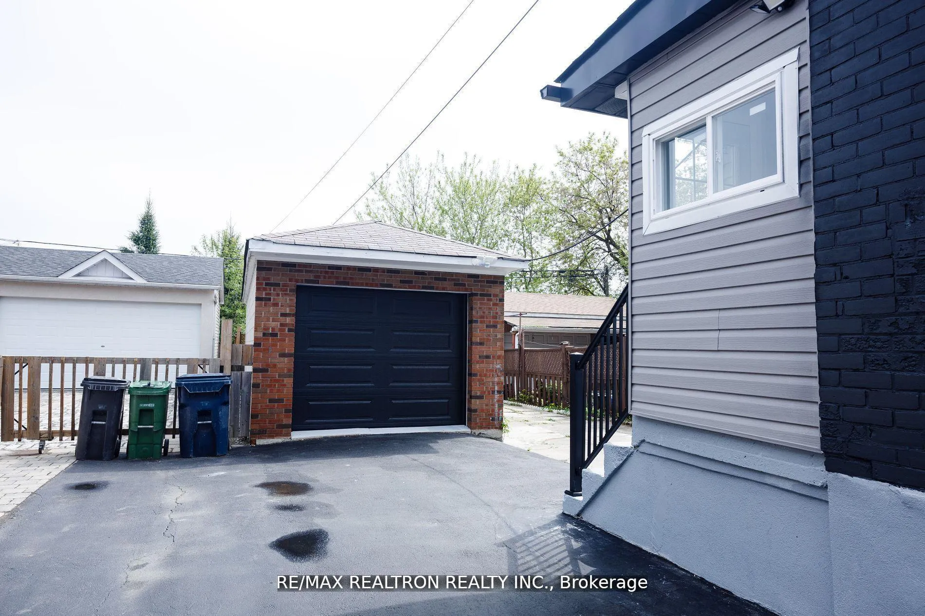 Photo 31 of 77 Hatherley Road, Toronto, Caledonia-Fairbank — HOMEH