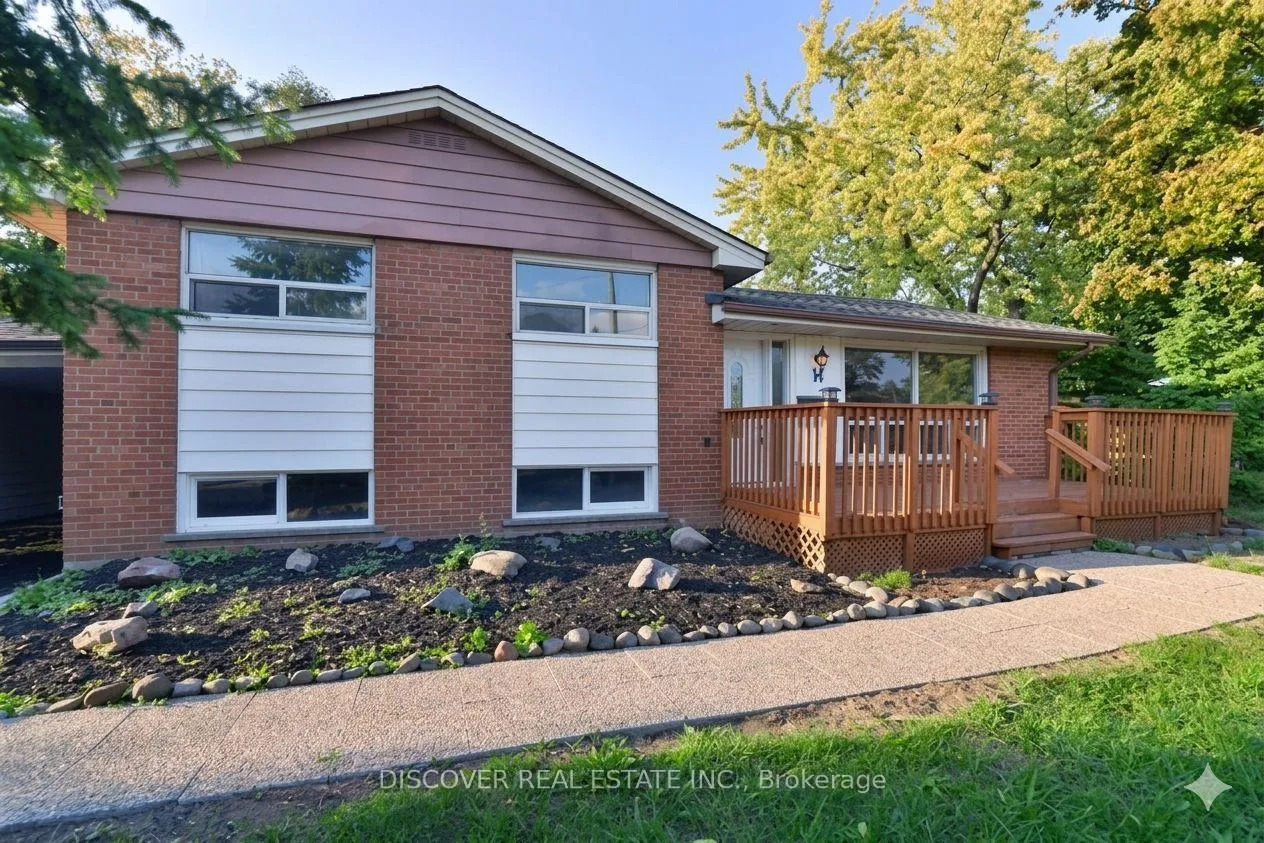 Photo 16 of 14 Donata Drive, Mississauga, Streetsville — HOMEH
