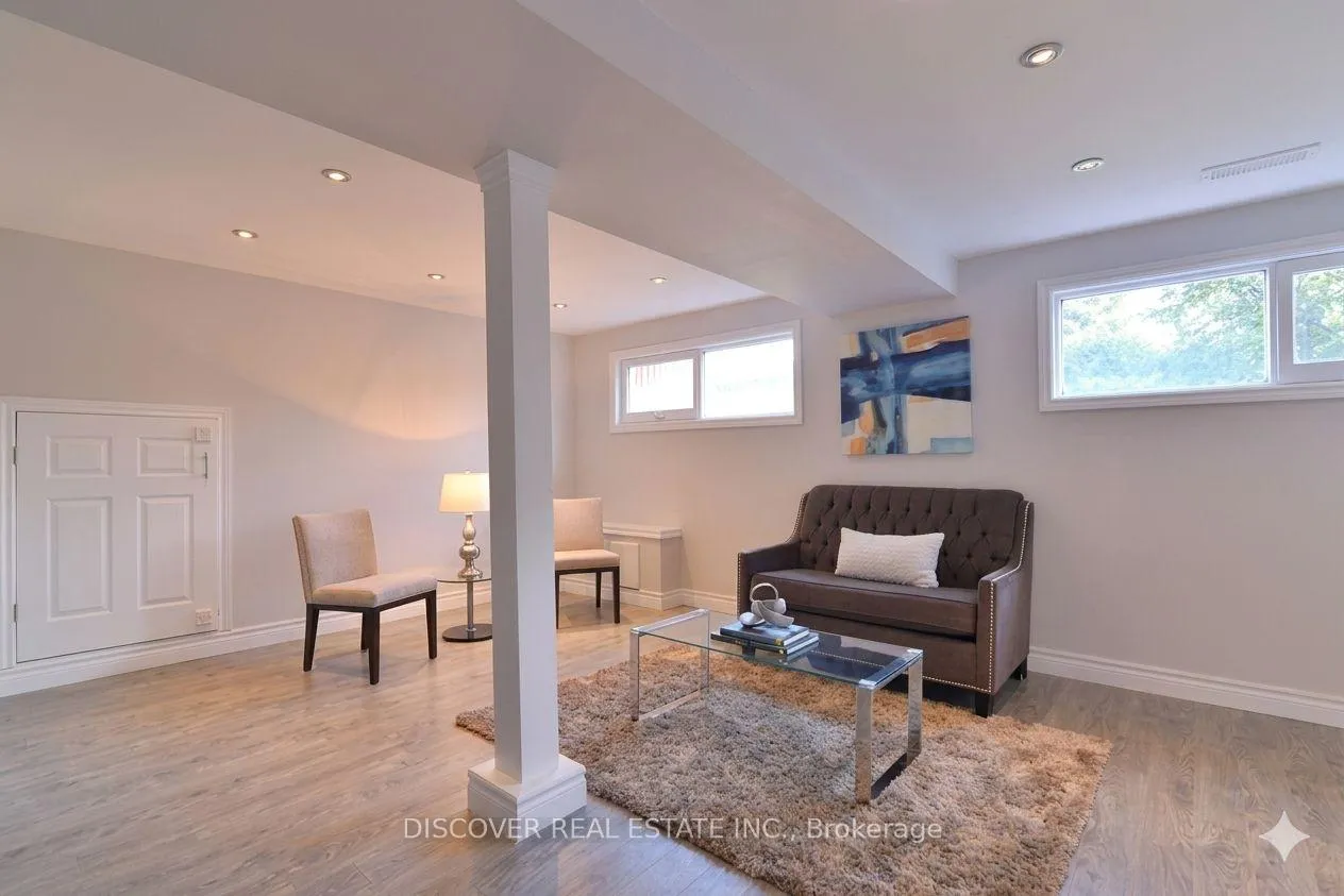 Photo 24 of 14 Donata Drive, Mississauga, Streetsville — HOMEH