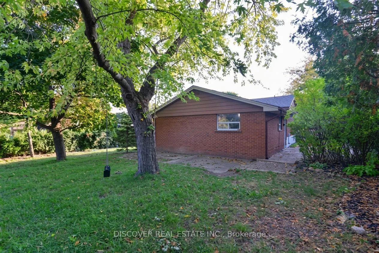 Photo 27 of 14 Donata Drive, Mississauga, Streetsville — HOMEH
