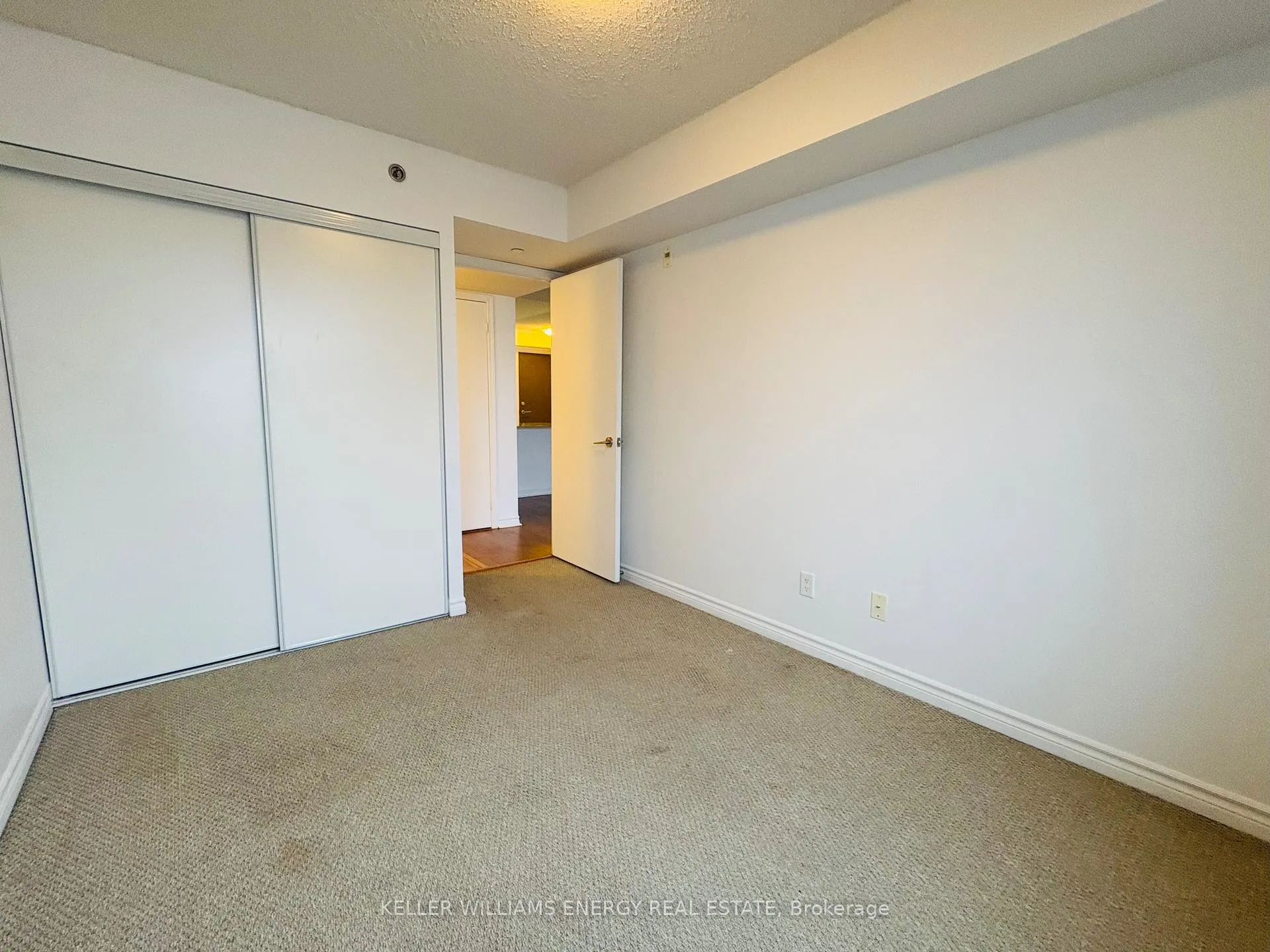 Photo 12 of Unit 413, 35 Saranac Boulevard, Toronto, Englemount-Lawrence — HOMEH