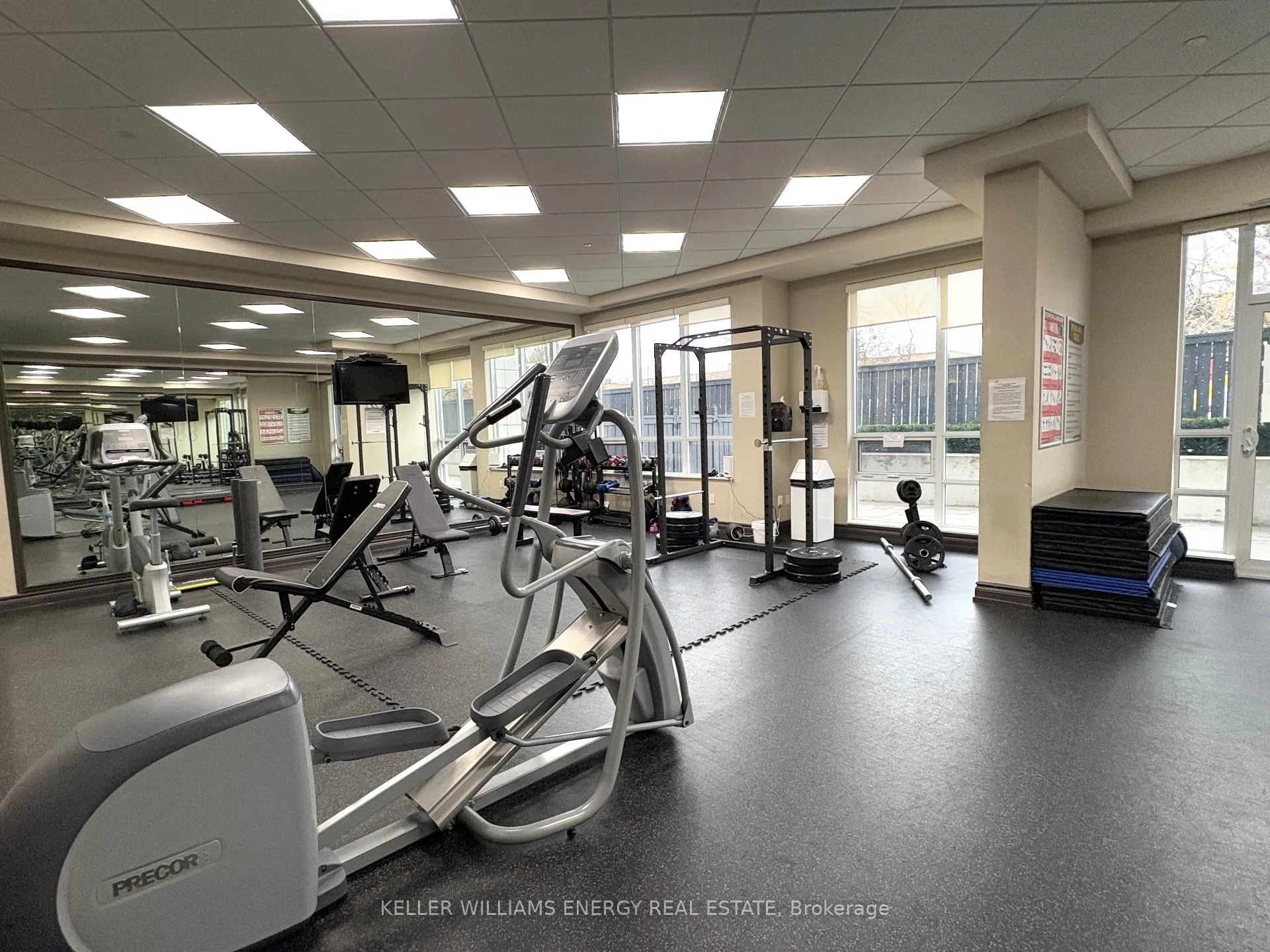 Photo 15 of Unit 413, 35 Saranac Boulevard, Toronto, Englemount-Lawrence — HOMEH