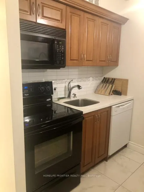 Photo 1 of Unit 712, 633 Bay Street, Toronto, Bay Street Corridor — HOMEH
