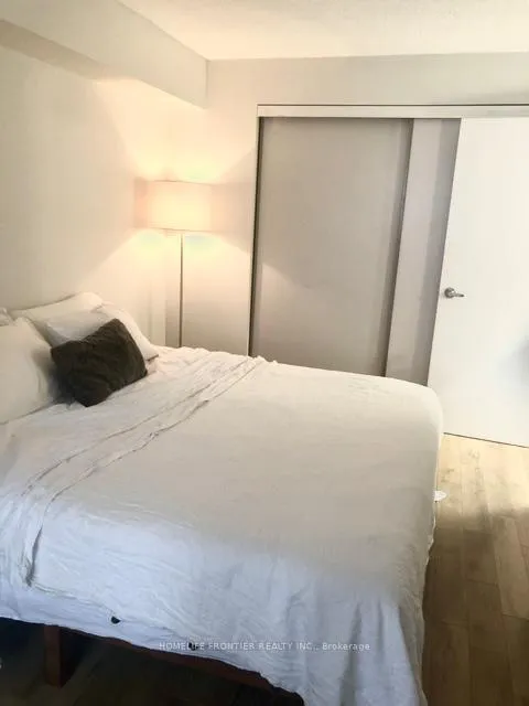 Photo 5 of Unit 712, 633 Bay Street, Toronto, Bay Street Corridor — HOMEH