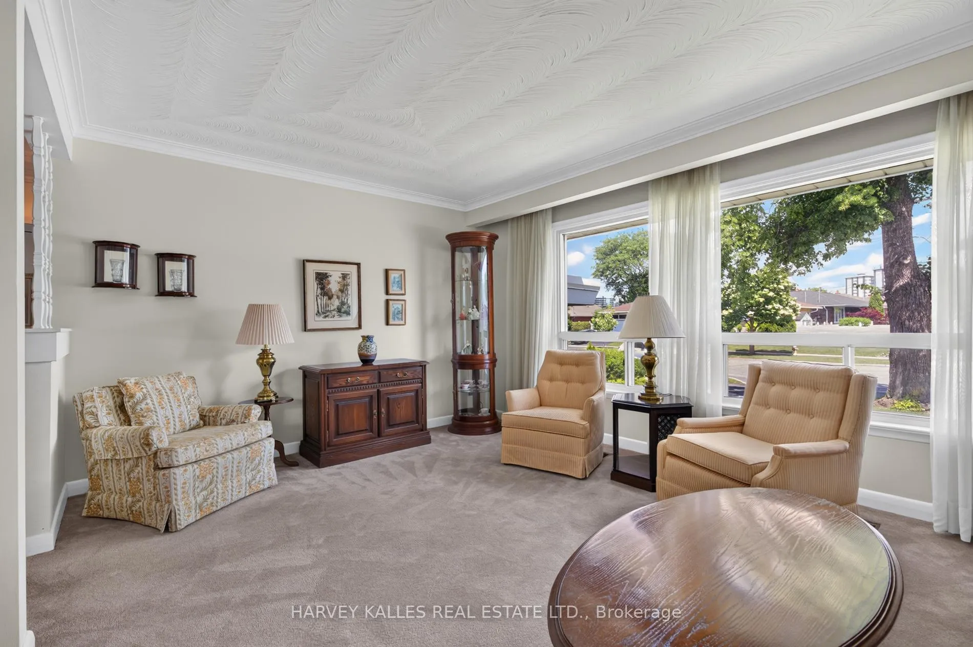 Photo 3 of 69 Poynter Drive, Etobicoke, Kingsview Village-The Westway — HOMEH