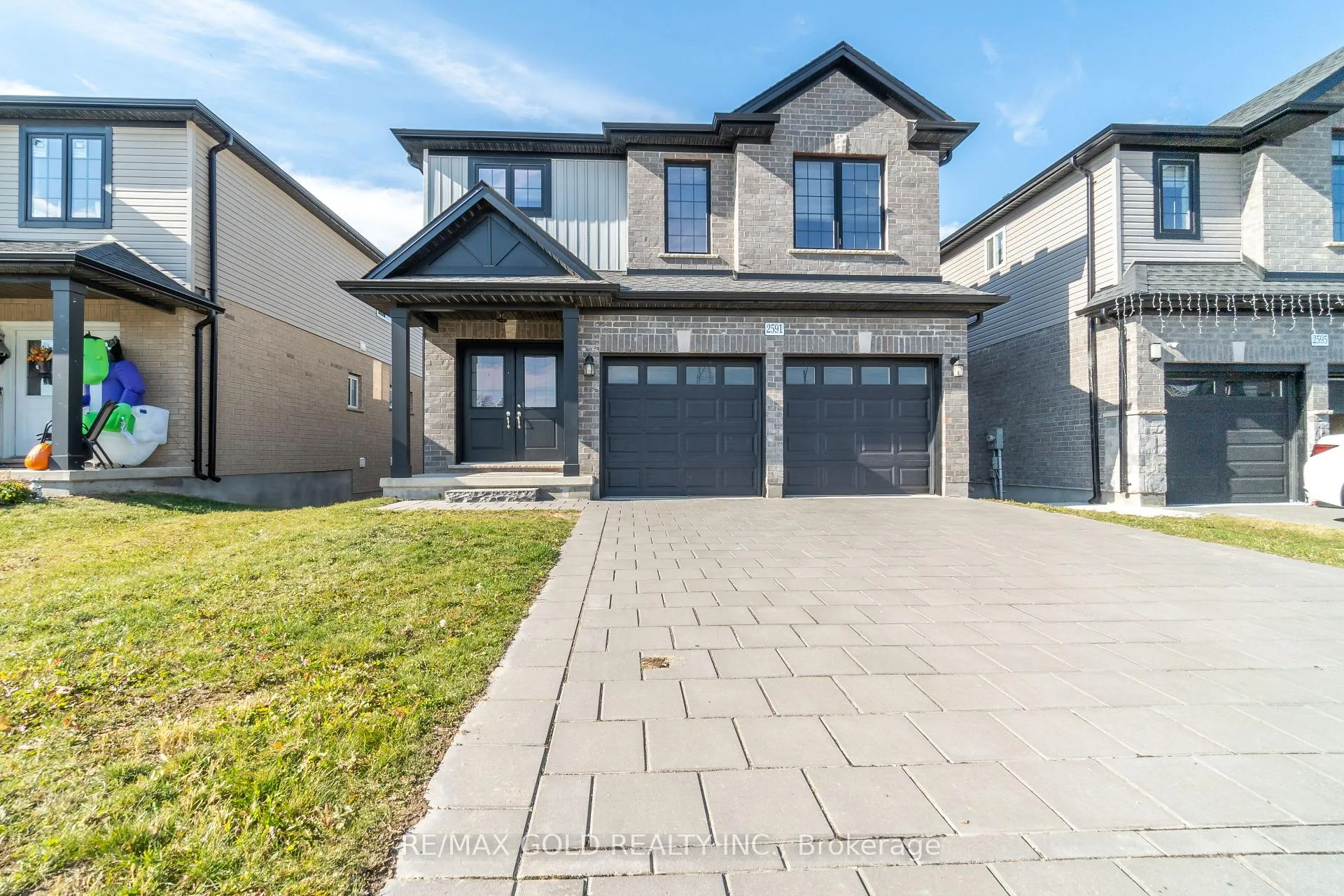 Photo 3 of 2591 Sheffield Boulevard, London, South U — HOMEH