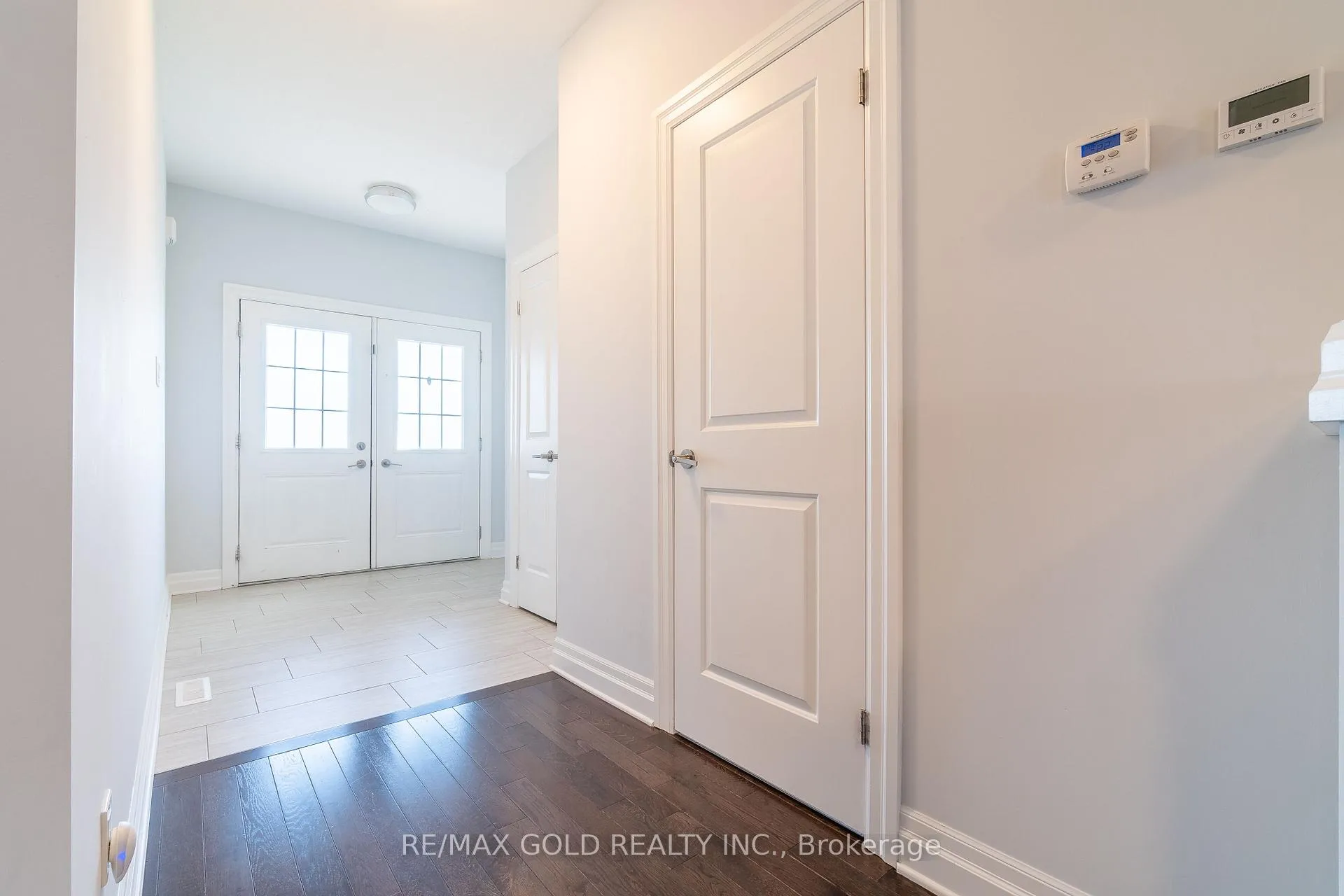 Photo 6 of 2591 Sheffield Boulevard, London, South U — HOMEH