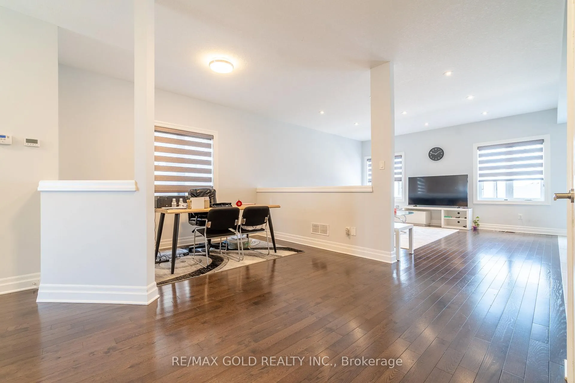 Photo 8 of 2591 Sheffield Boulevard, London, South U — HOMEH
