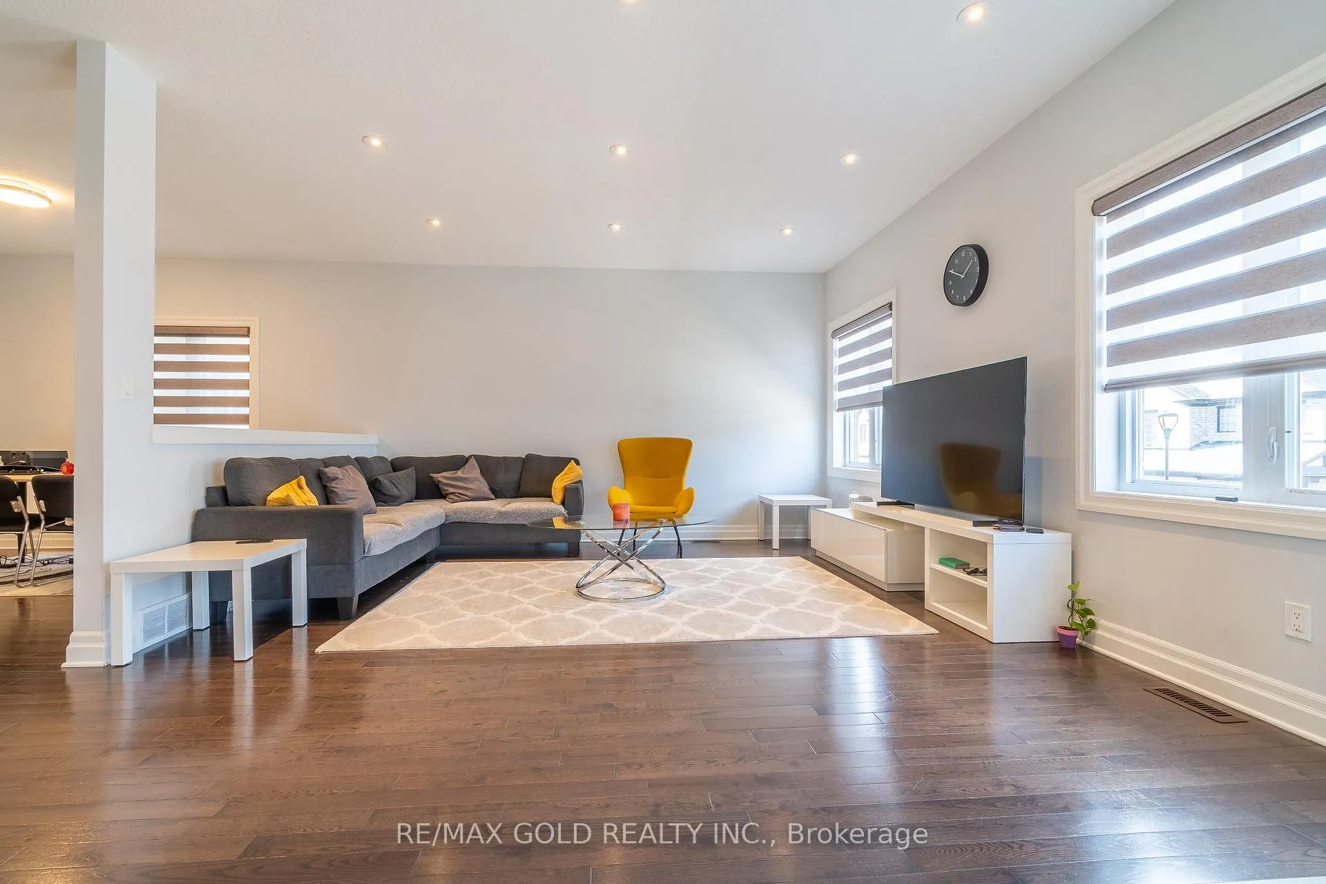 Photo 9 of 2591 Sheffield Boulevard, London, South U — HOMEH