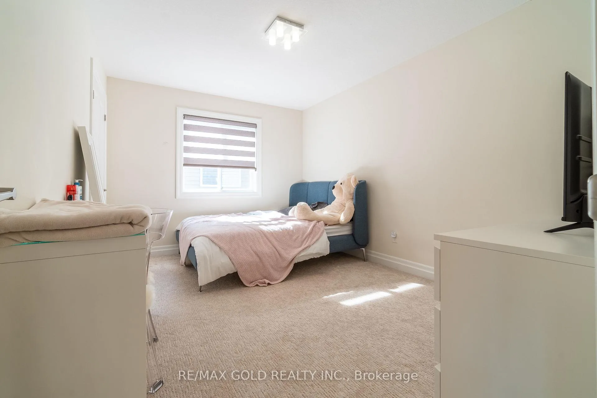 Photo 31 of 2591 Sheffield Boulevard, London, South U — HOMEH