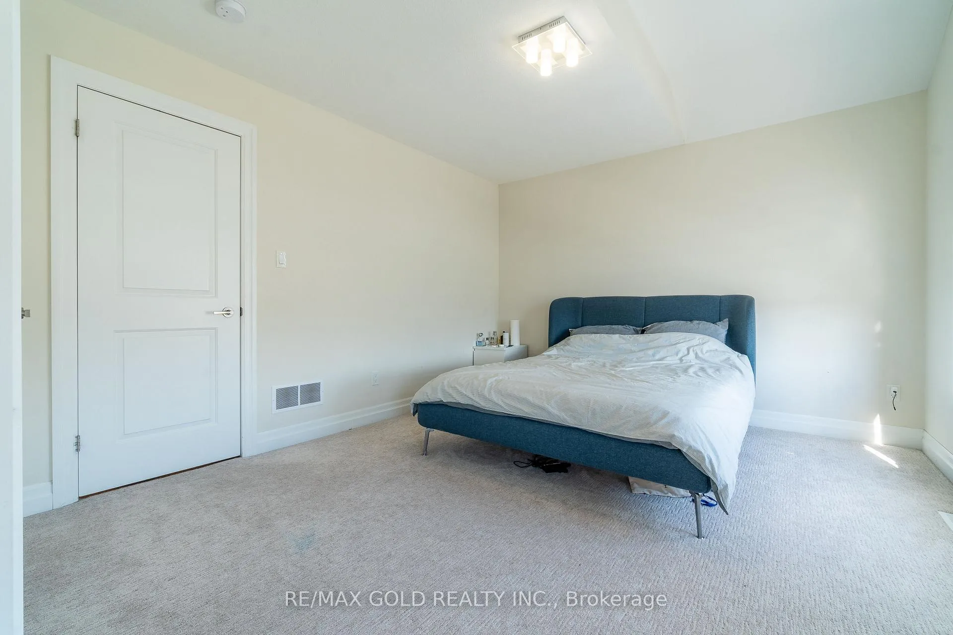 Photo 36 of 2591 Sheffield Boulevard, London, South U — HOMEH