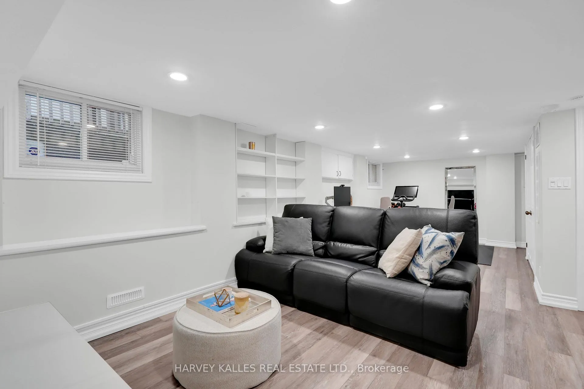 Photo 28 of 86 Woburn Avenue, Toronto, Lawrence Park North — HOMEH