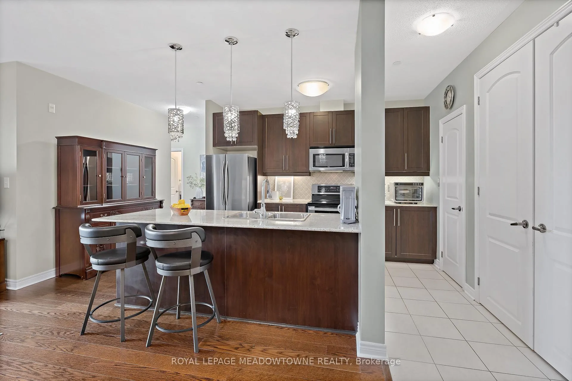 Photo 10 of Unit 405, 383 Main Street E, Milton, Old Milton — HOMEH
