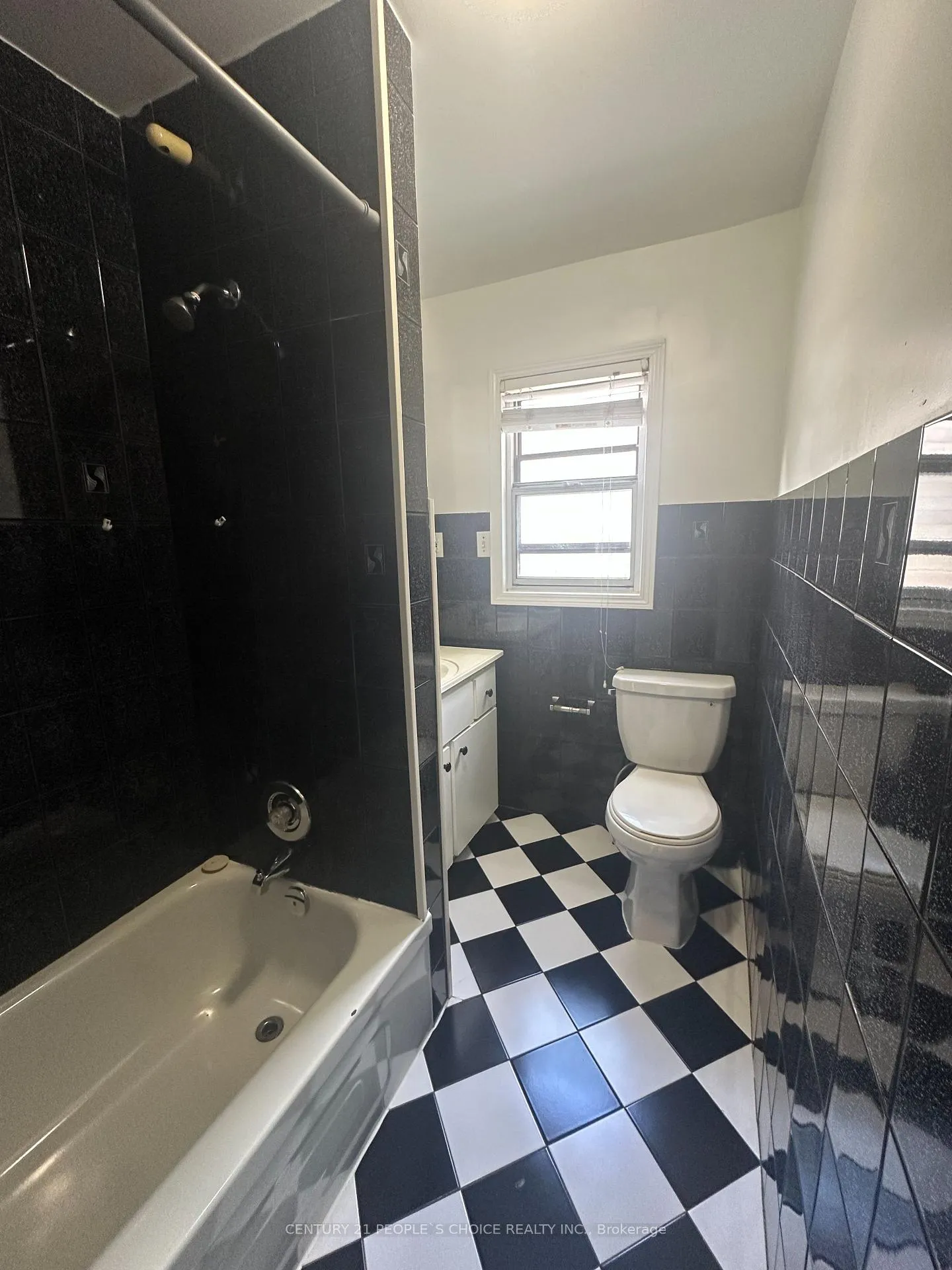 Photo 7 of 98 Chambers Avenue, Toronto, Weston-Pellam Park — HOMEH